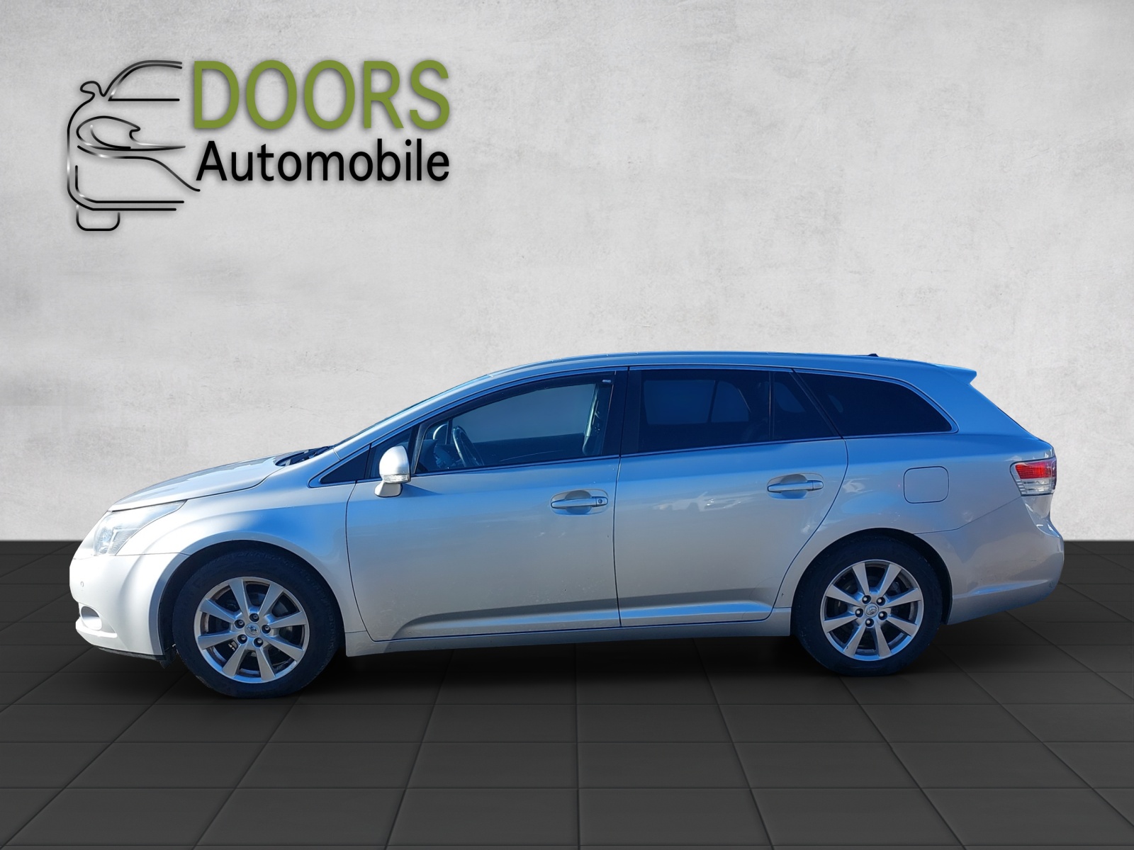 TOYOTA Avensis SW 2.0 Linea Luna Multidrive-image-6