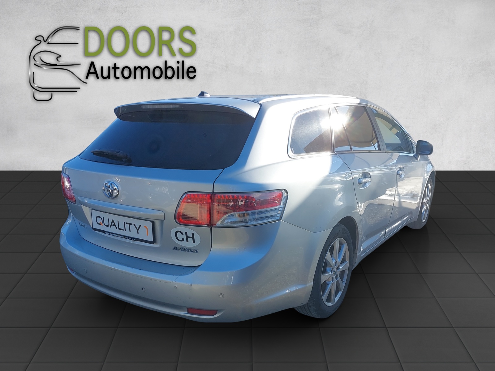 TOYOTA Avensis SW 2.0 Linea Luna Multidrive-showroom-element-3