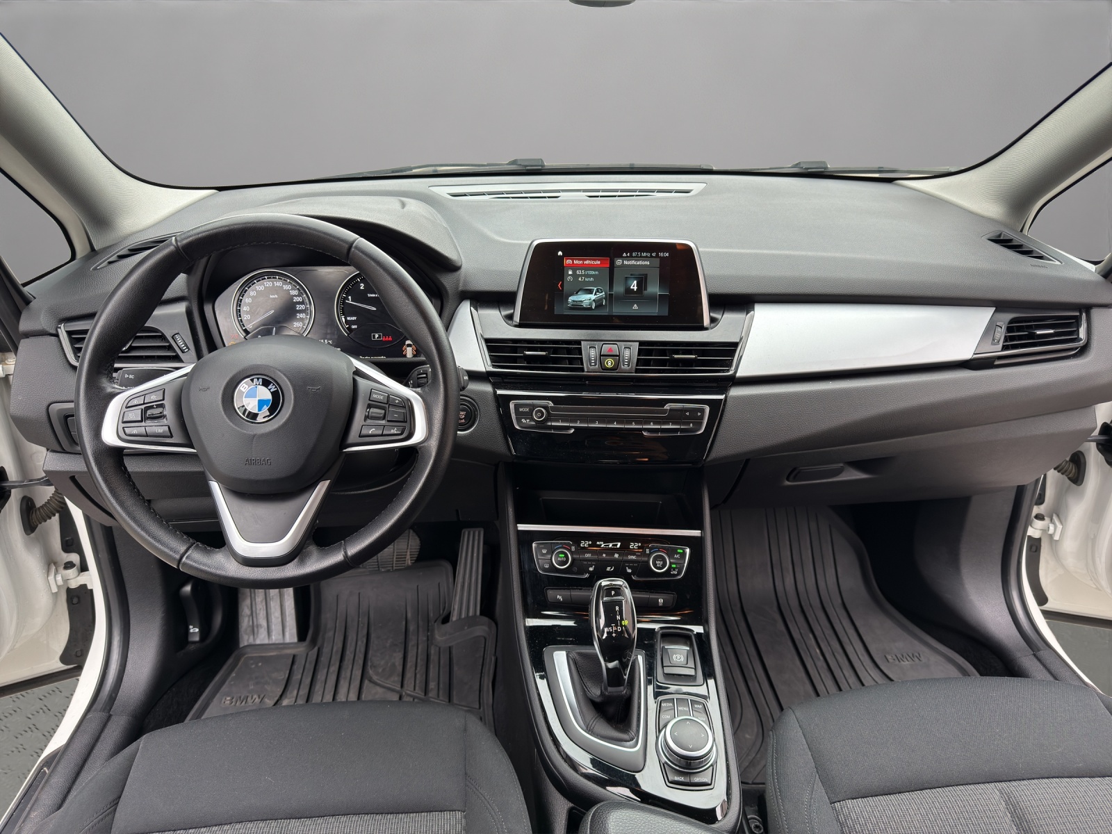 BMW 218d xDrive Gran Tourer Steptronic-image-13