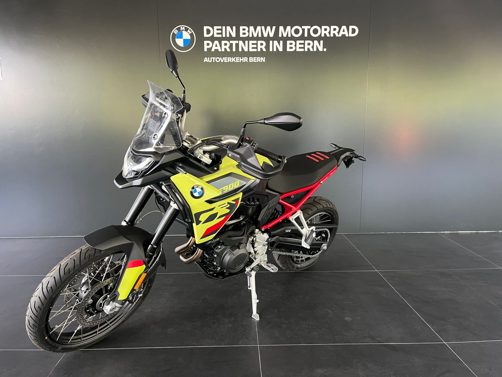 BMW F 900 GS-image-3