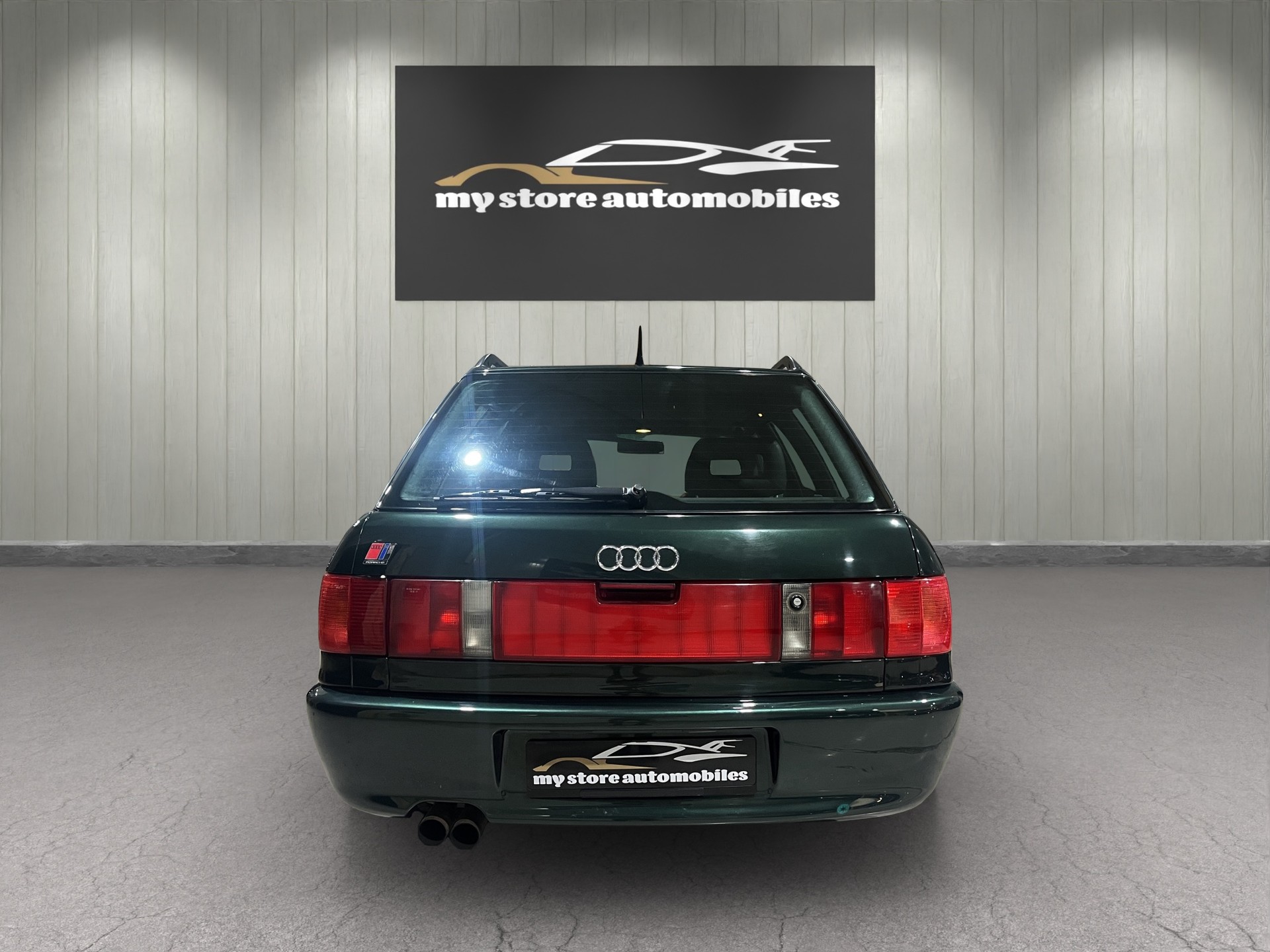 AUDI 80 Avant RS2-image-6