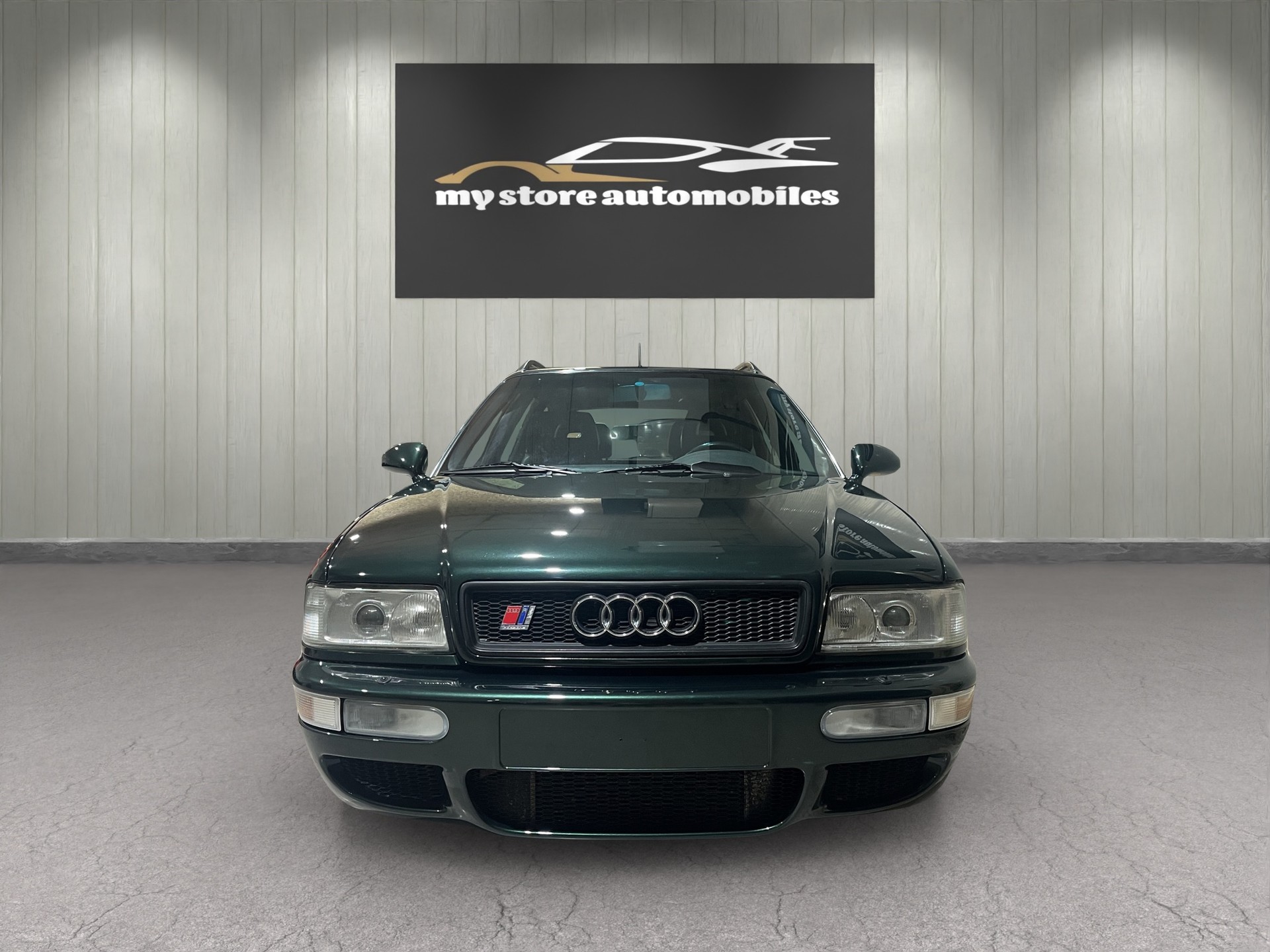 AUDI 80 Avant RS2-image-2