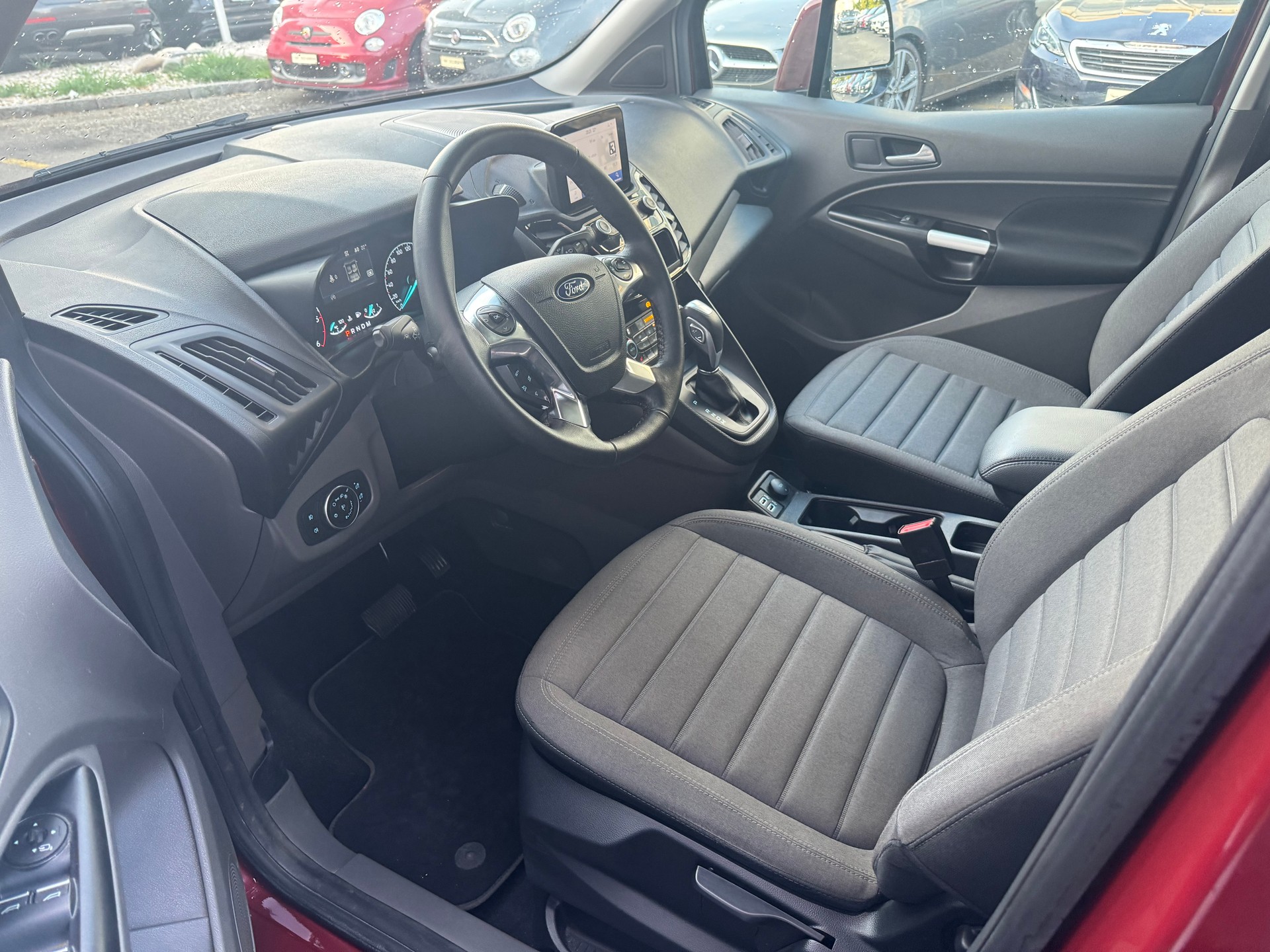 FORD Tourneo Connect 1.5 EcoBlue Trend Automat-image-9
