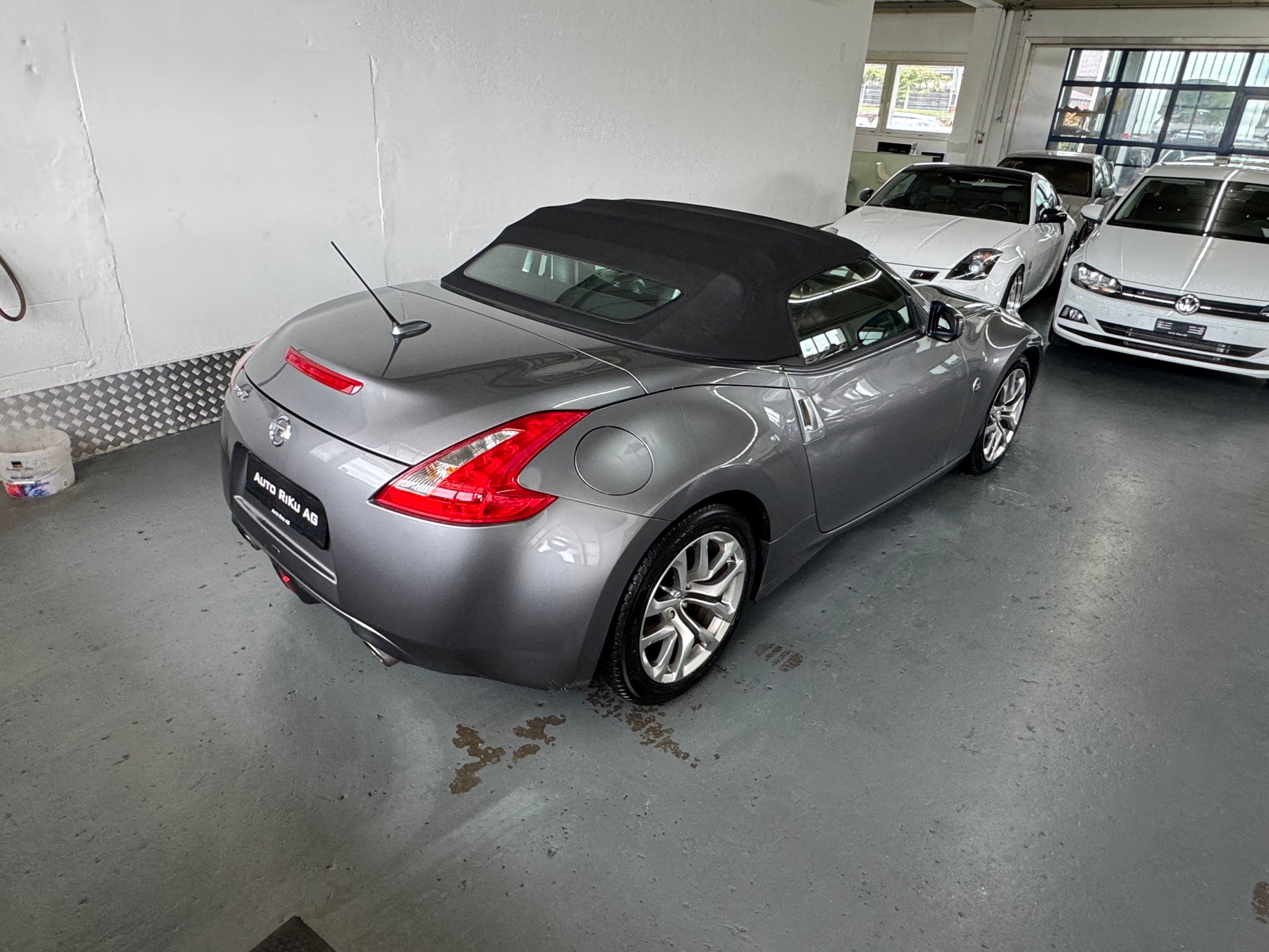 NISSAN 370 Z Roadster Pack-image-14