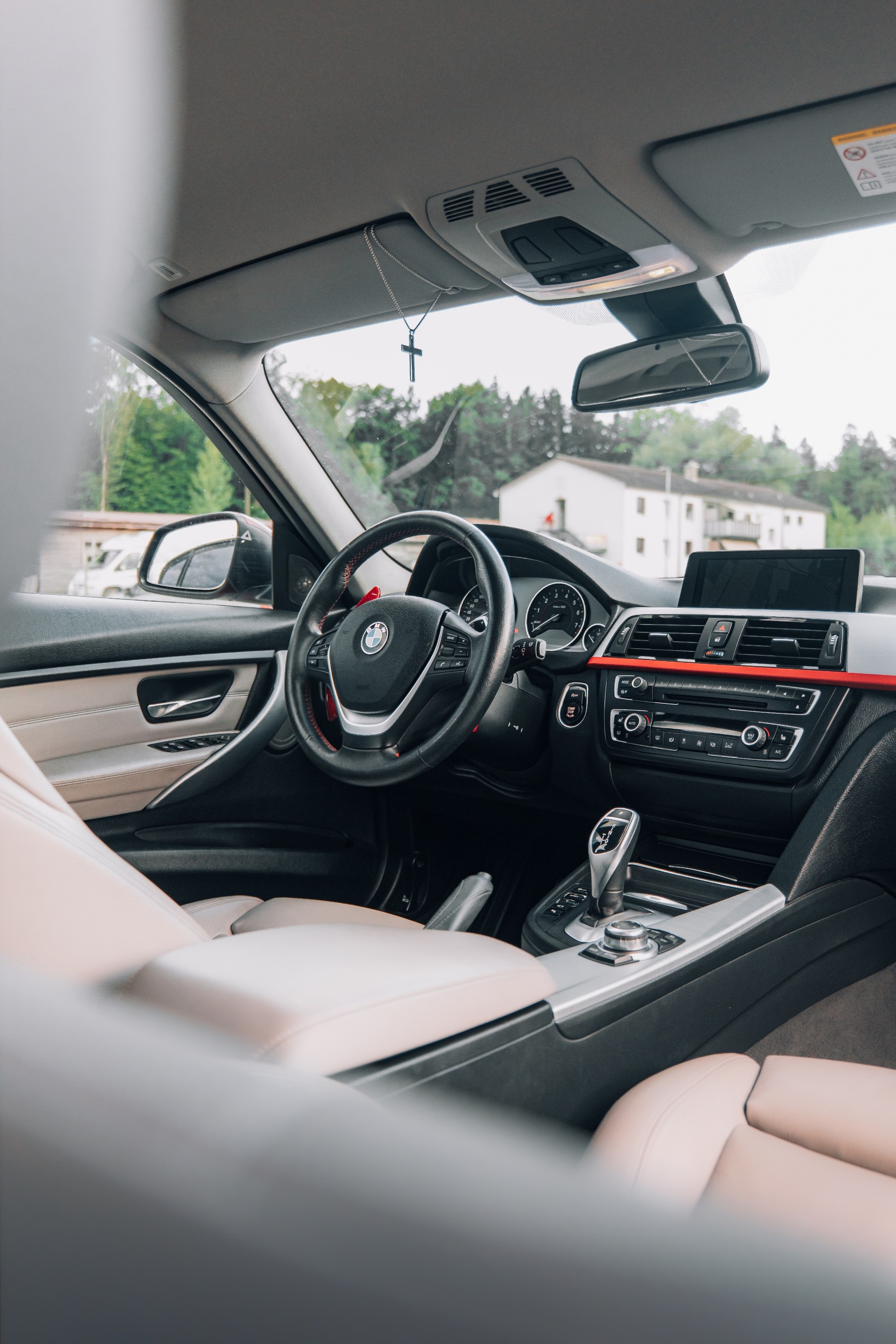 BMW 335i Top Ausstattung, Frisch ab MFK-image-15
