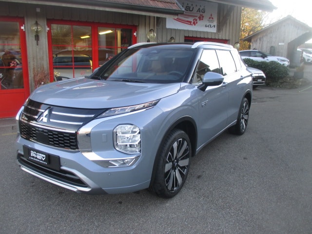 MITSUBISHI Outlander 2.4 PHEV Instyle+ 4WD Automatic-image-2