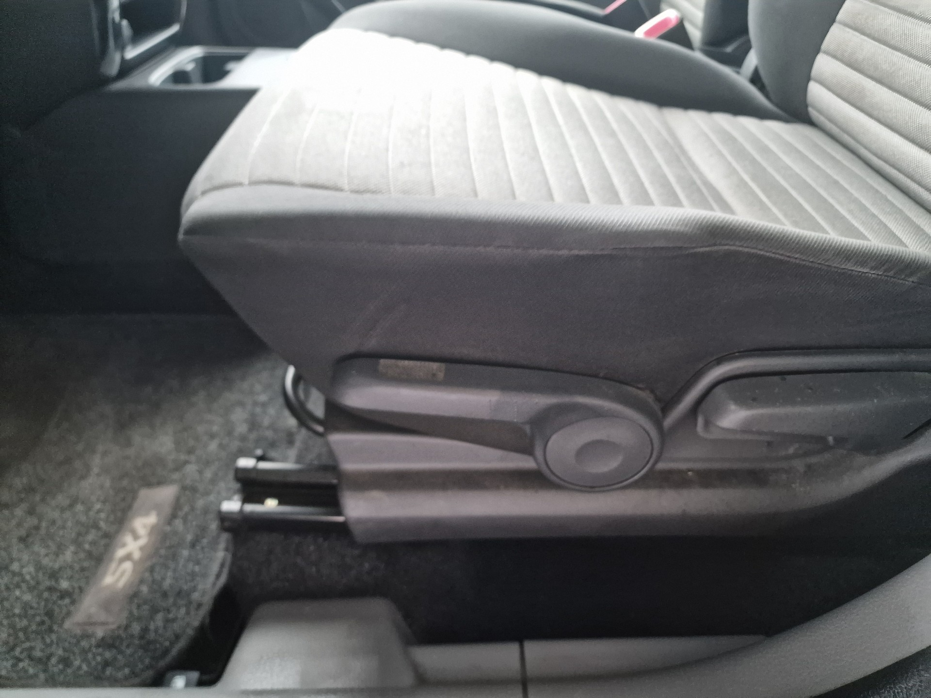 SUZUKI SX4 1.6 16V GL Top 4WD 12Mt Gara 8xRad MFK Neu-image-10