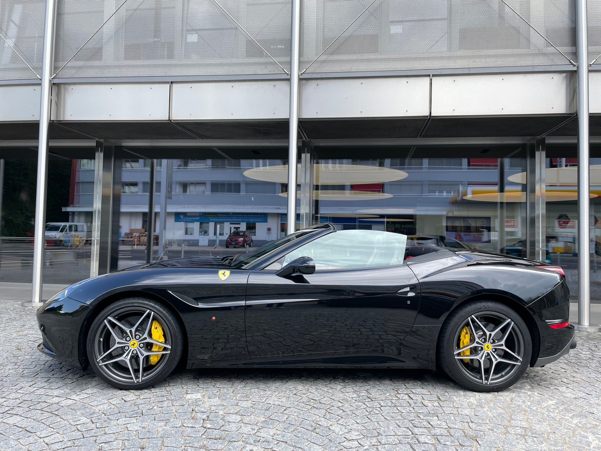 FERRARI California 3.9 V8 T-image-3