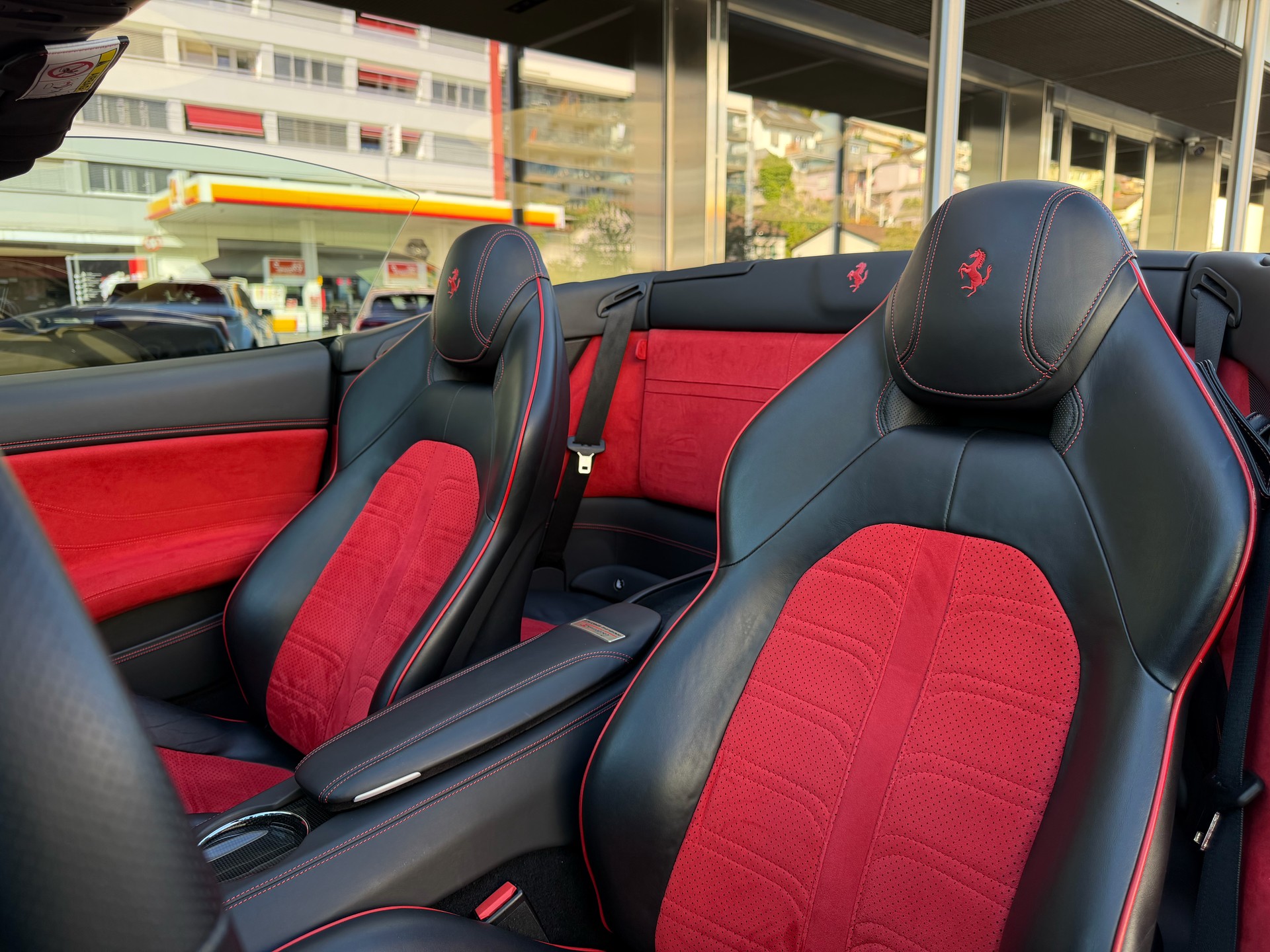 FERRARI California 3.9 V8 T-image-10