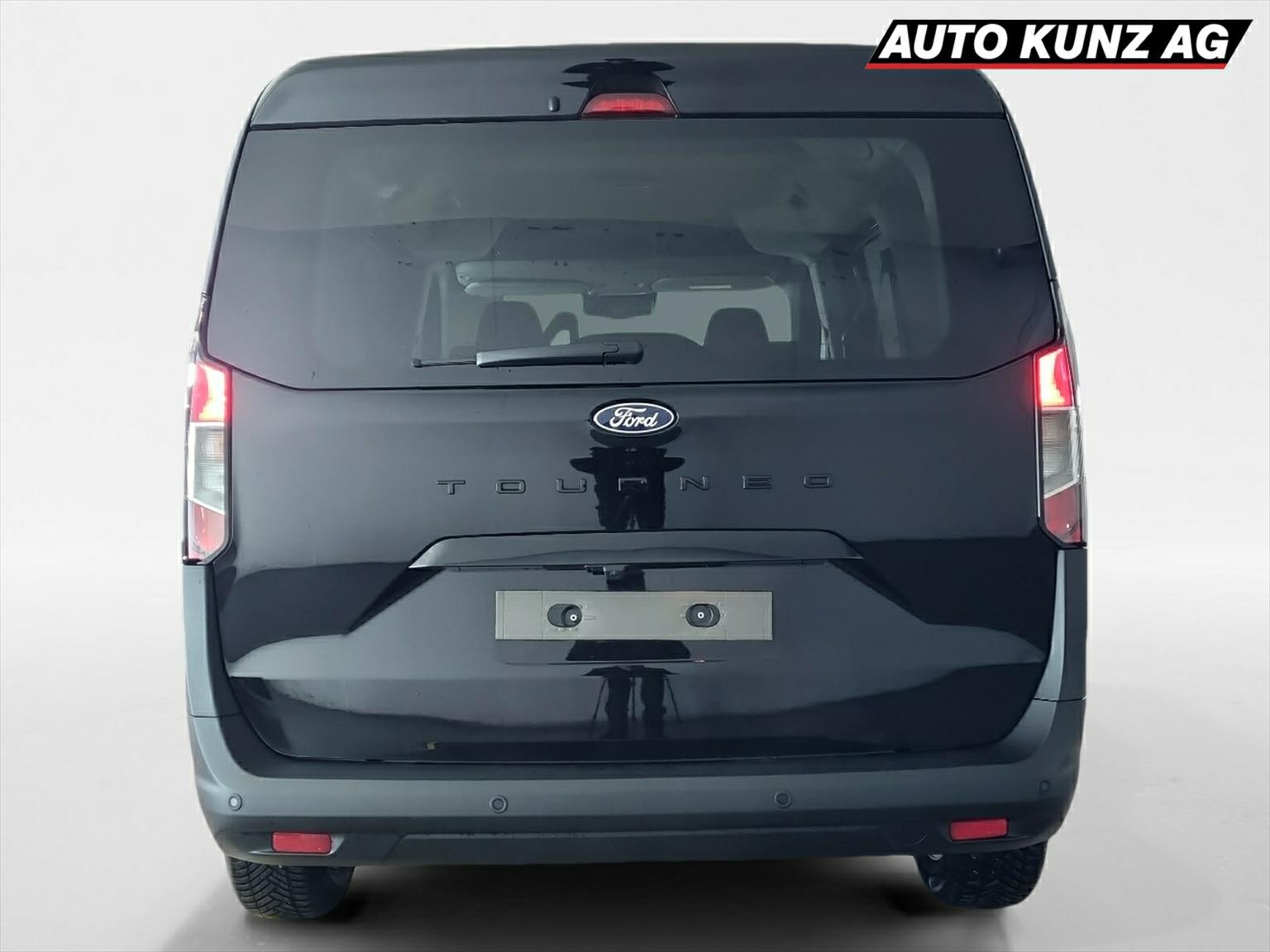FORD TOURNEO COURIERier 1.0 EcoBoost Titanium Automat-showroom-element-3