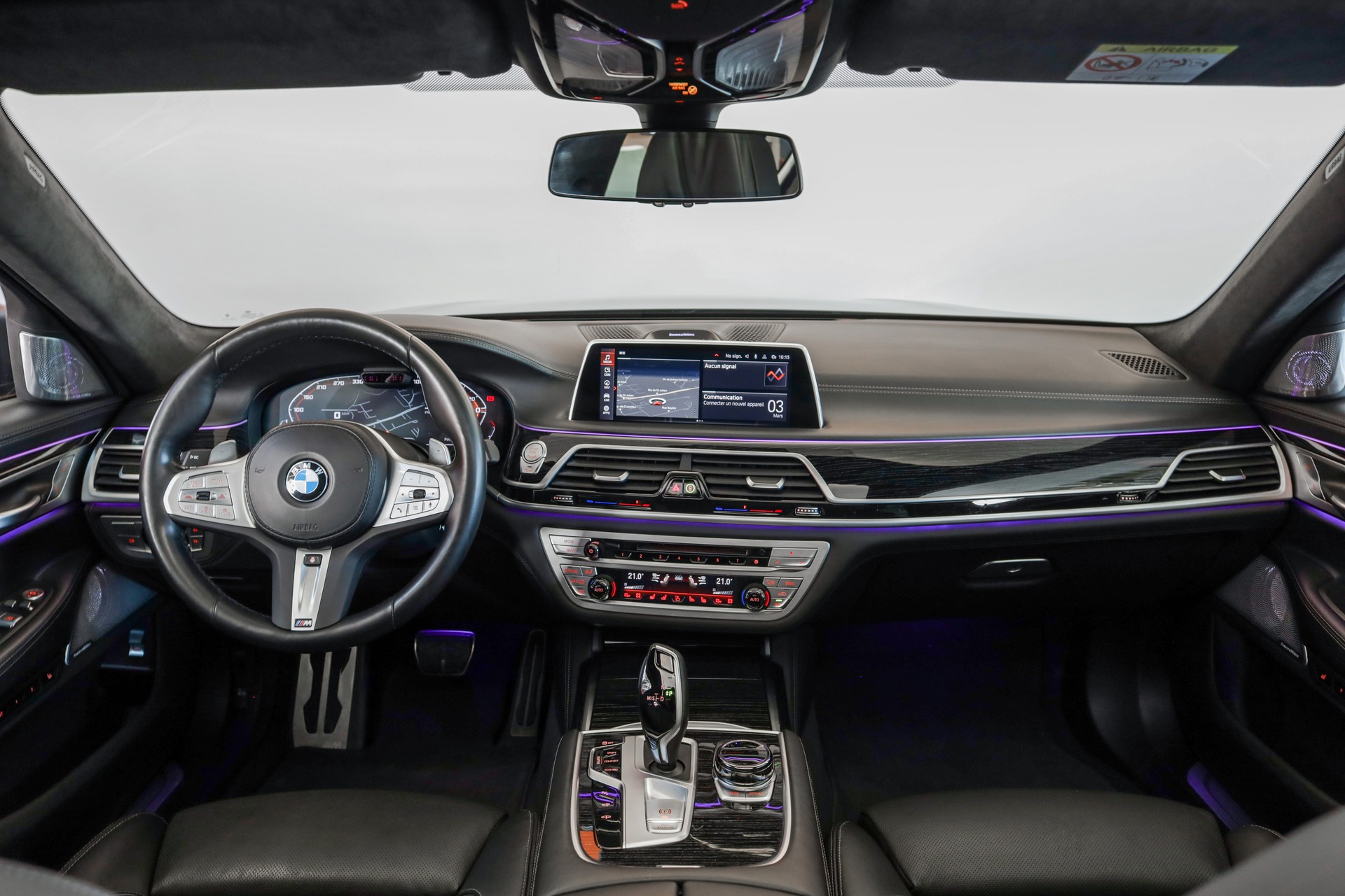 BMW 750i xDrive M Sport Steptronic-image-9
