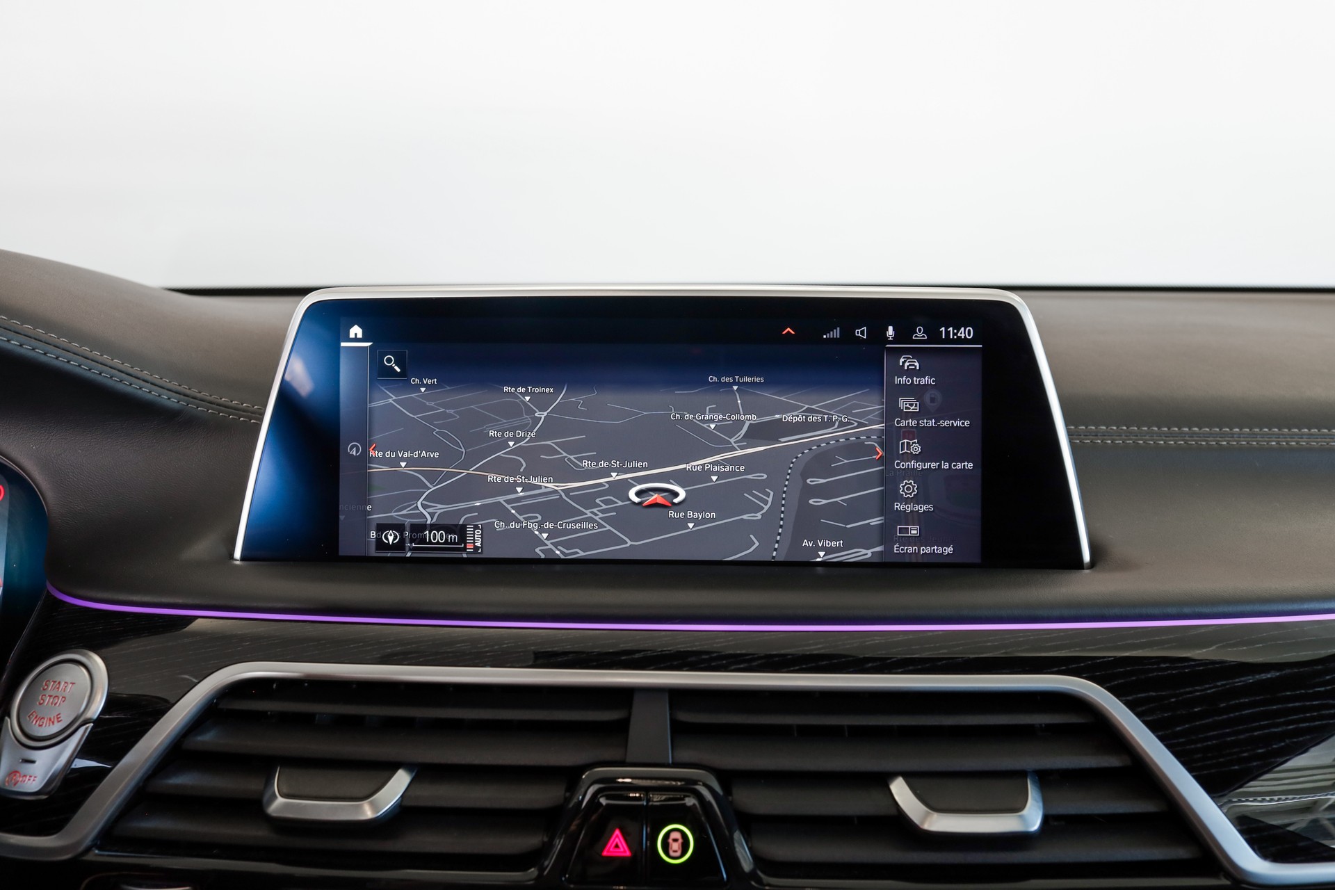 BMW 750i xDrive M Sport Steptronic-image-17