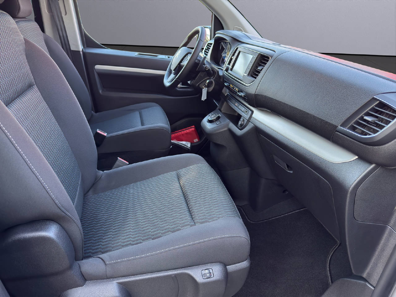 CITROEN Spacetourer M 2.0 BlueHDi 180 CAMPSTER-image-8