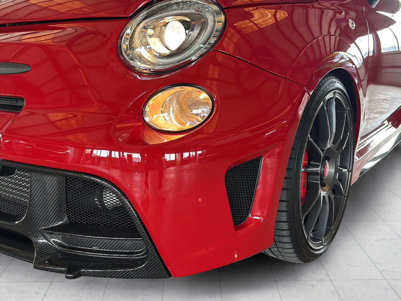 FIAT 695 Abarth 1.4 T-Jet 190 Biposto-showroom-element-2