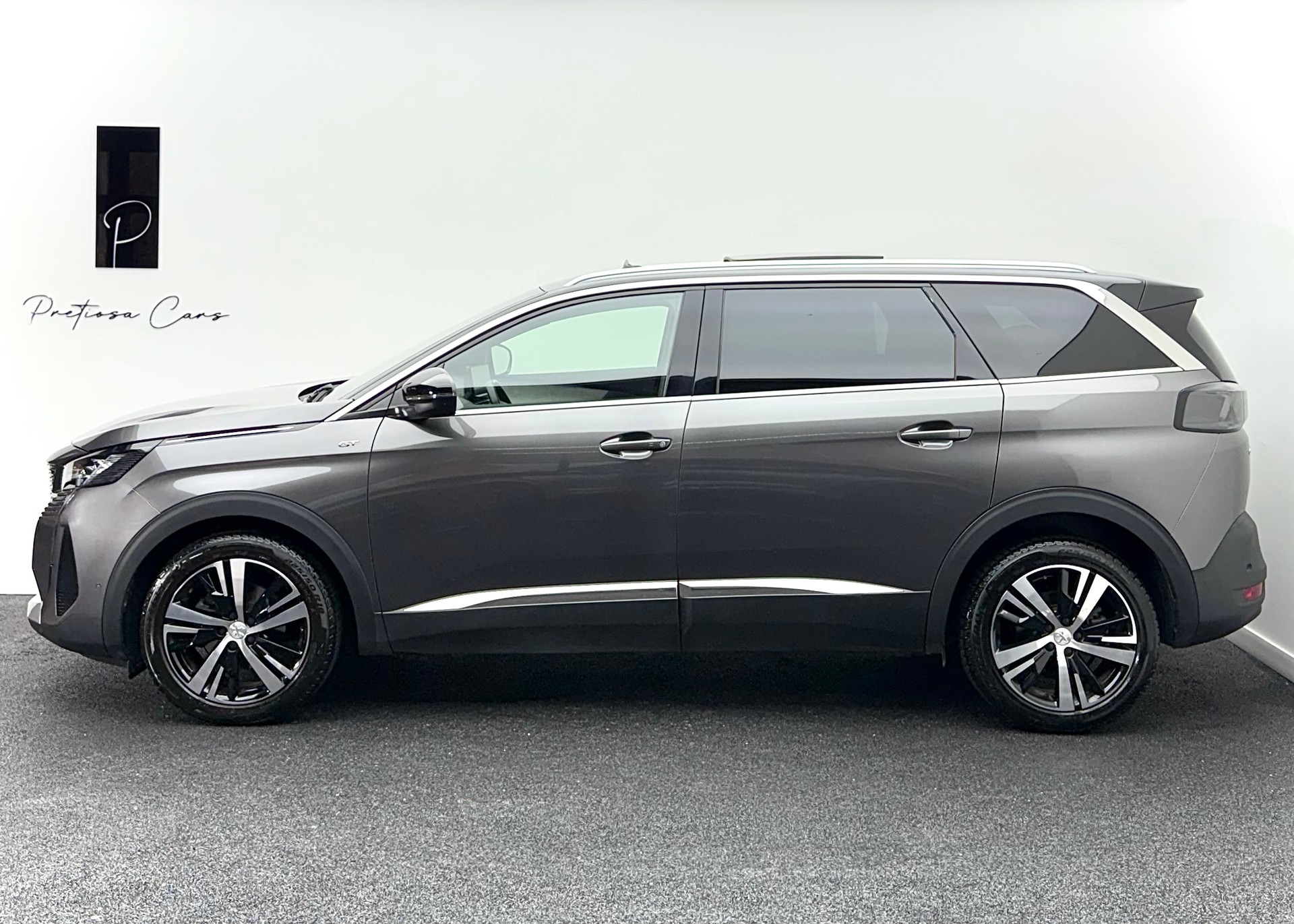 PEUGEOT 5008 1.2 Pure Tech GT EAT8 7-Plätzer-showroom-element-3