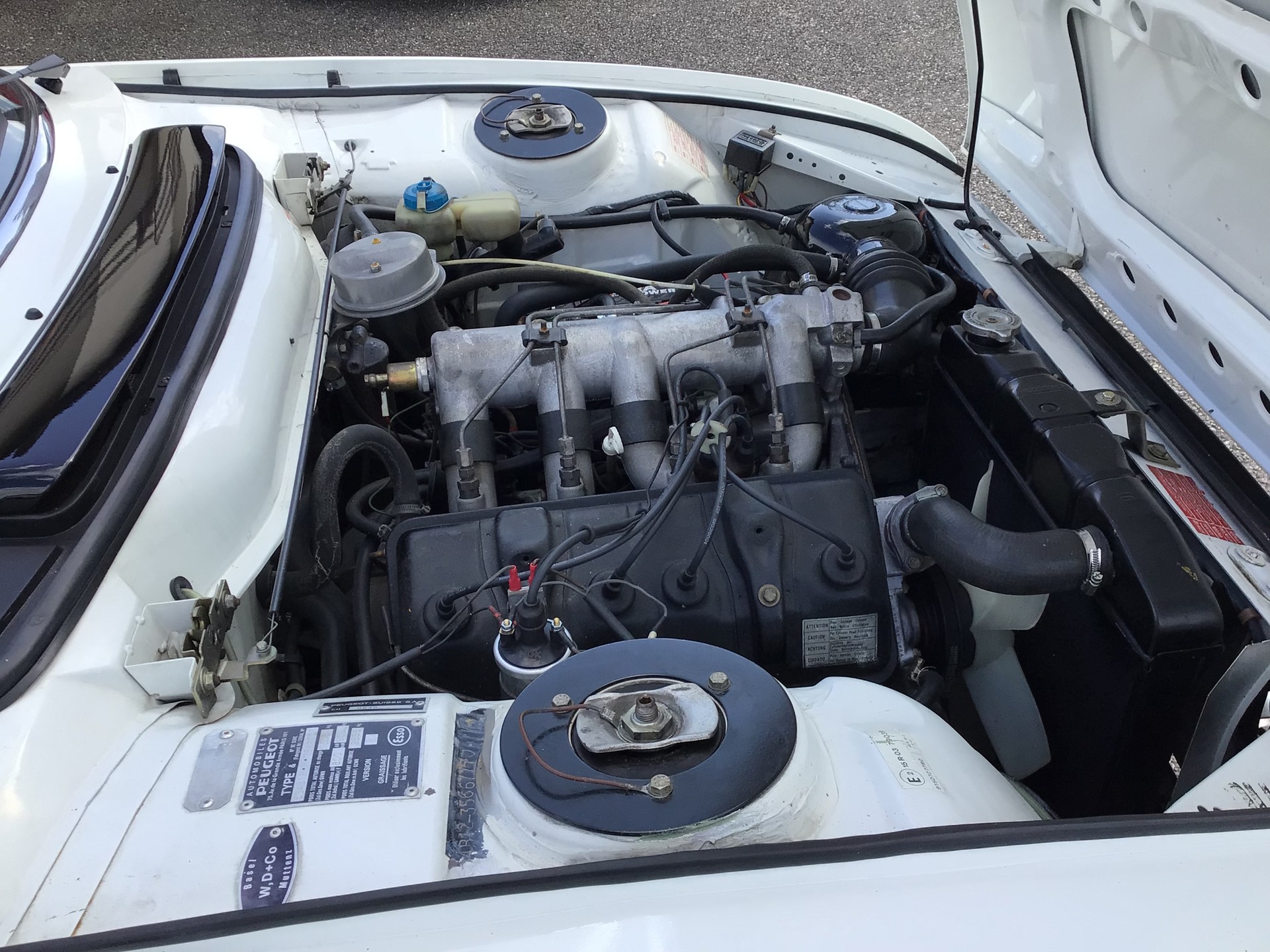 PEUGEOT cabriolet-image-14