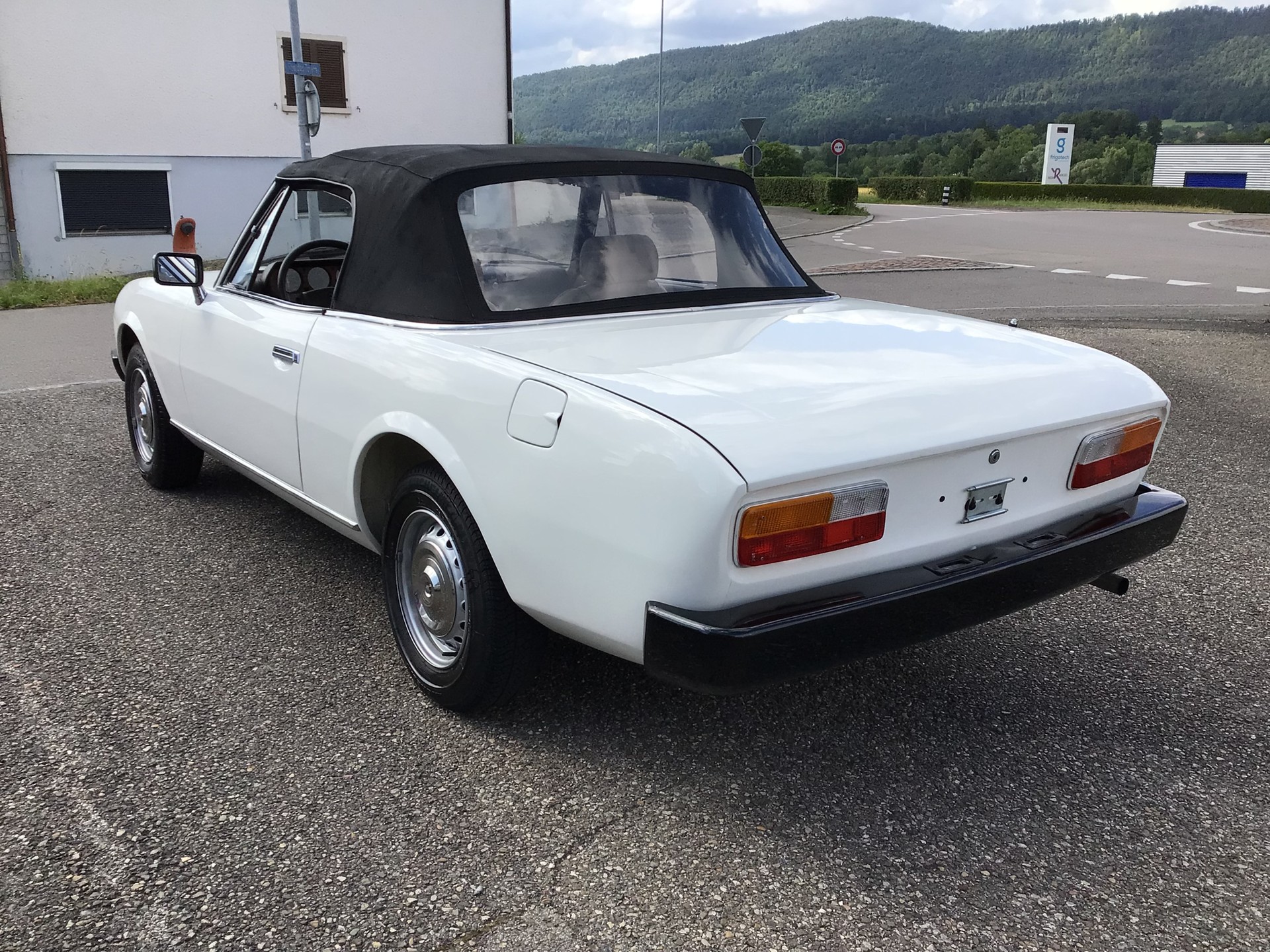 PEUGEOT cabriolet-image-7