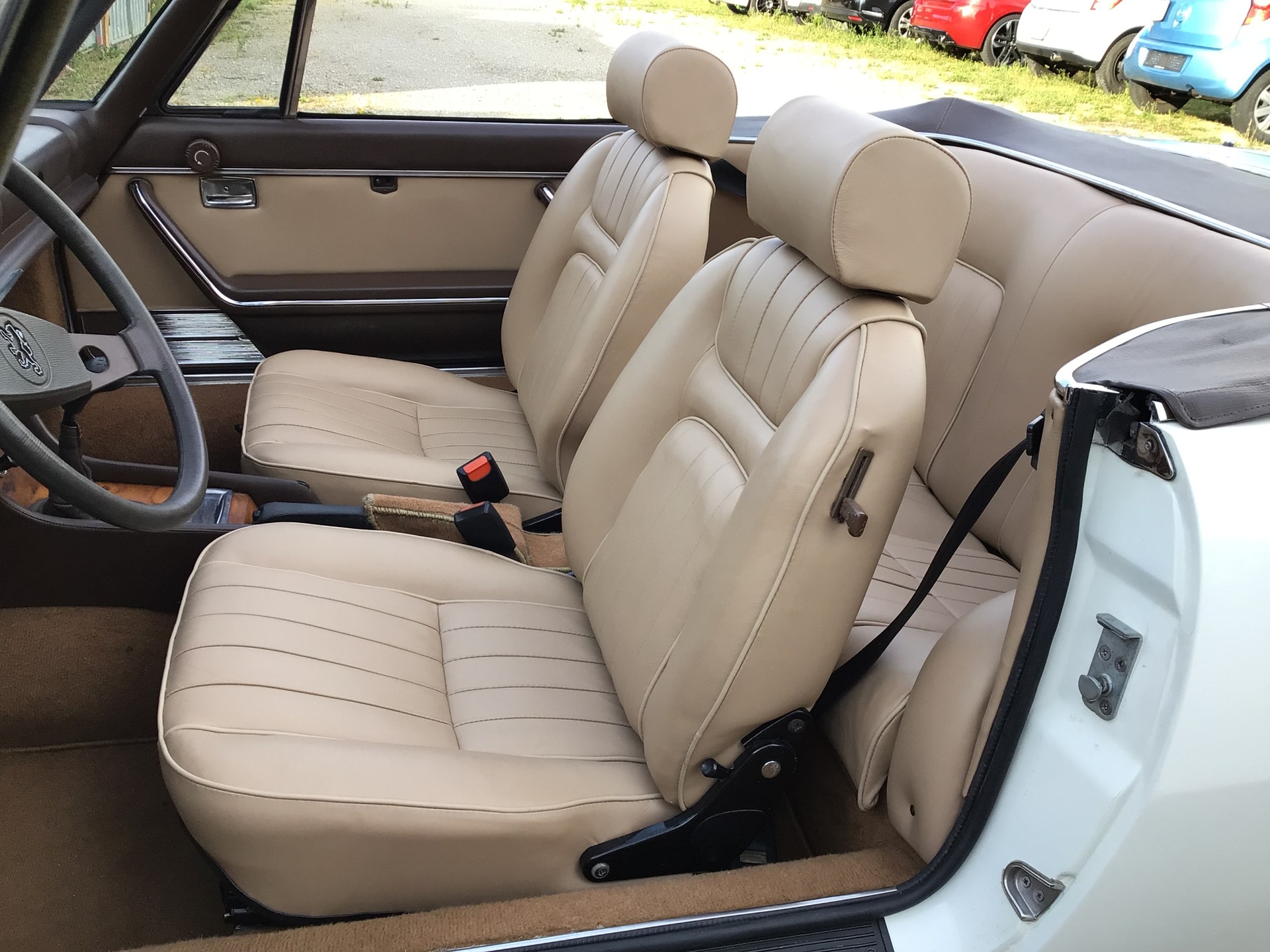 PEUGEOT cabriolet-image-9
