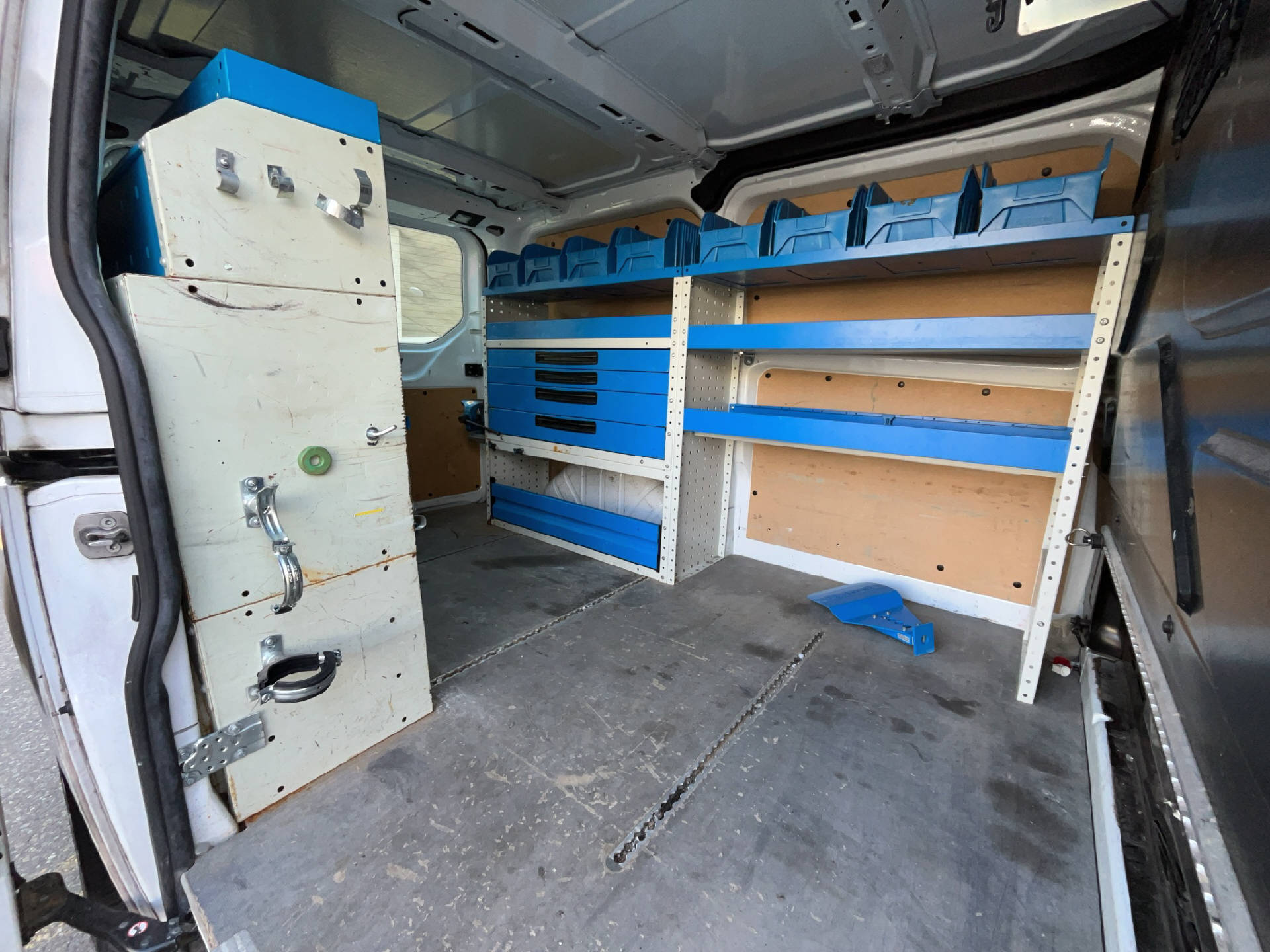 FORD Transit Custom Van 300 L1 2.0 TDCi 130 Trend-image-18