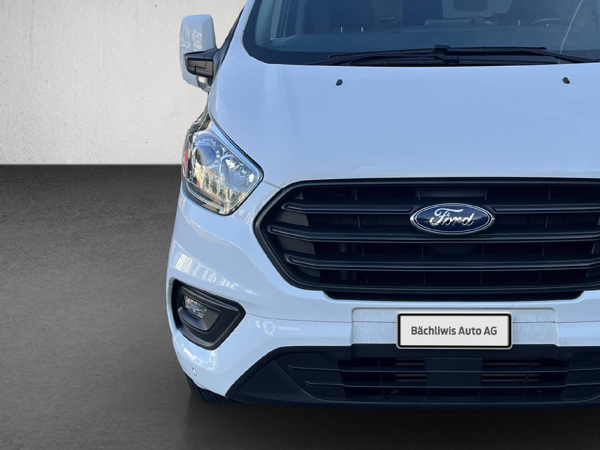 FORD Transit Custom Van 300 L1 2.0 TDCi 130 Trend-image-8