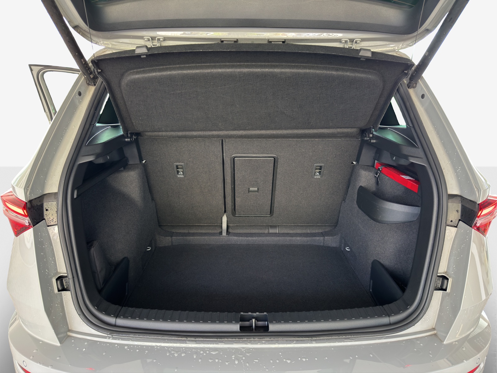 SKODA Karoq 2.0 TDI CR Sport Line 4x4 DSG-image-12