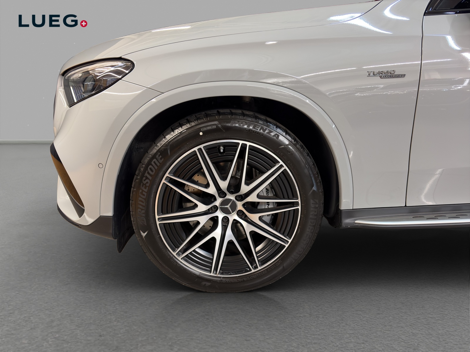 MERCEDES-BENZ GLC 43 4M - AMG / 360 Grad Kamera / Digital Light / 20 Zoll Räder-image-6