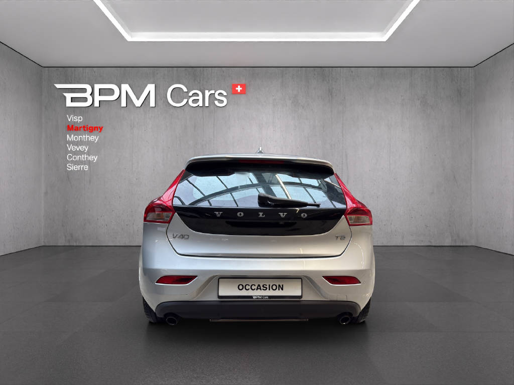 VOLVO V40 2.0 T5 Summum S/S-image-4