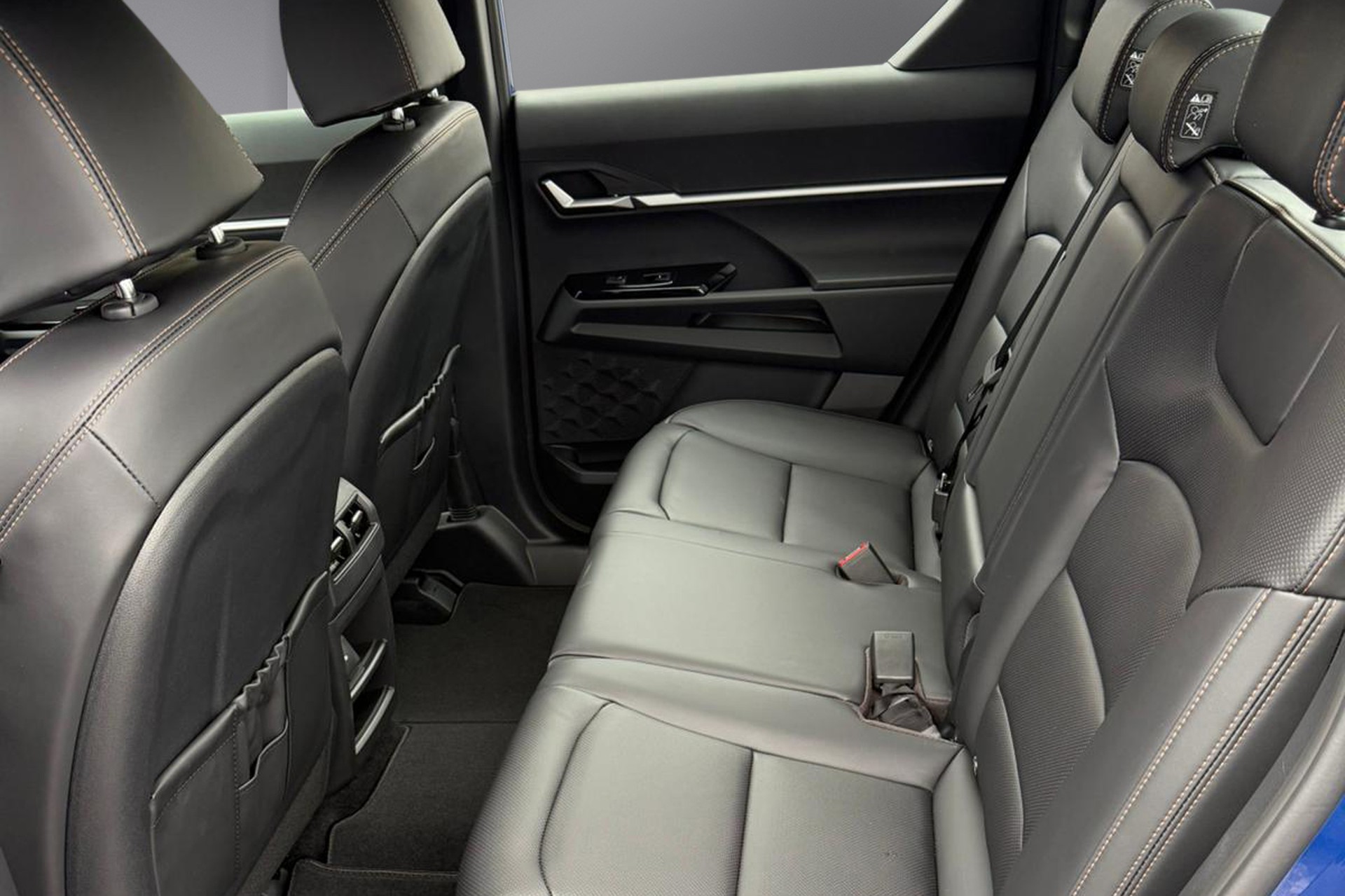 KGM-SsangYong Platinum-image-13