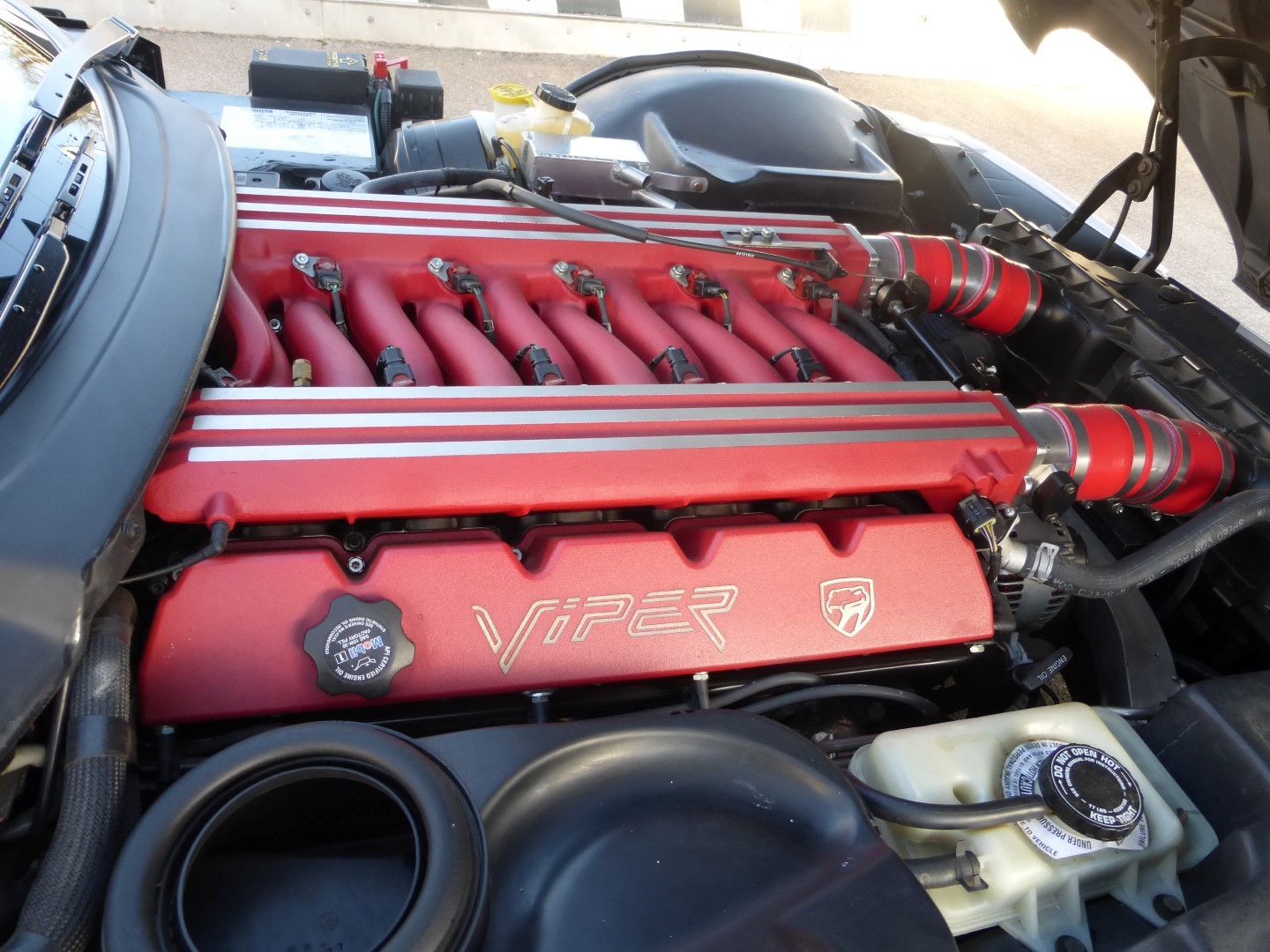CHRYSLER Viper GTS-image-5