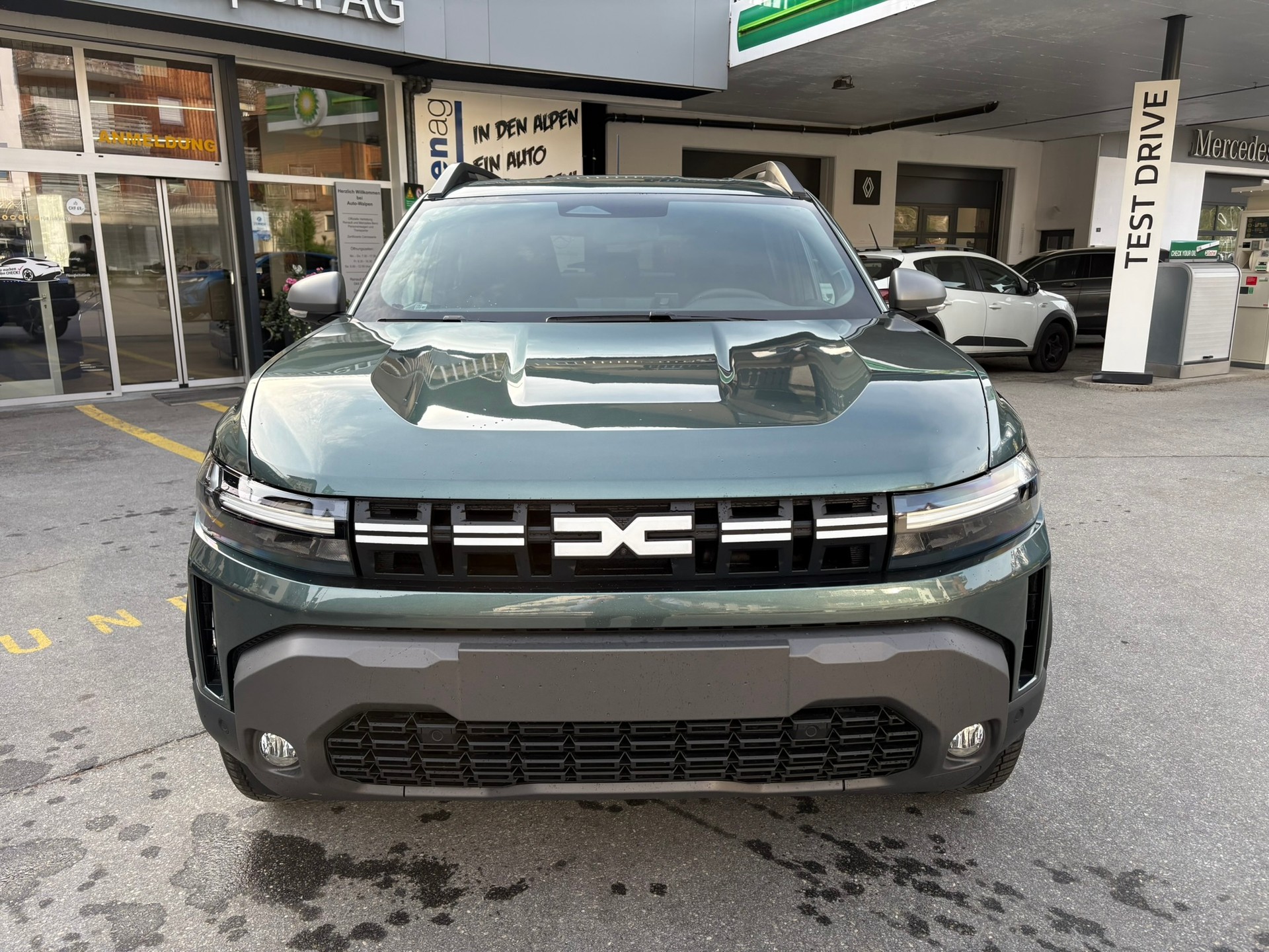 DACIA Duster TCe 130 48V Journey 4x4-showroom-element-1