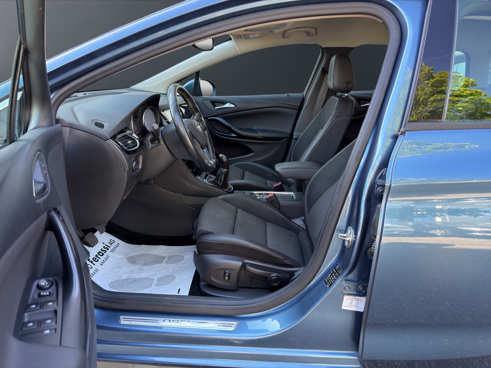 OPEL Astra Sports Tourer 1.4i Turbo Excellence-image-11