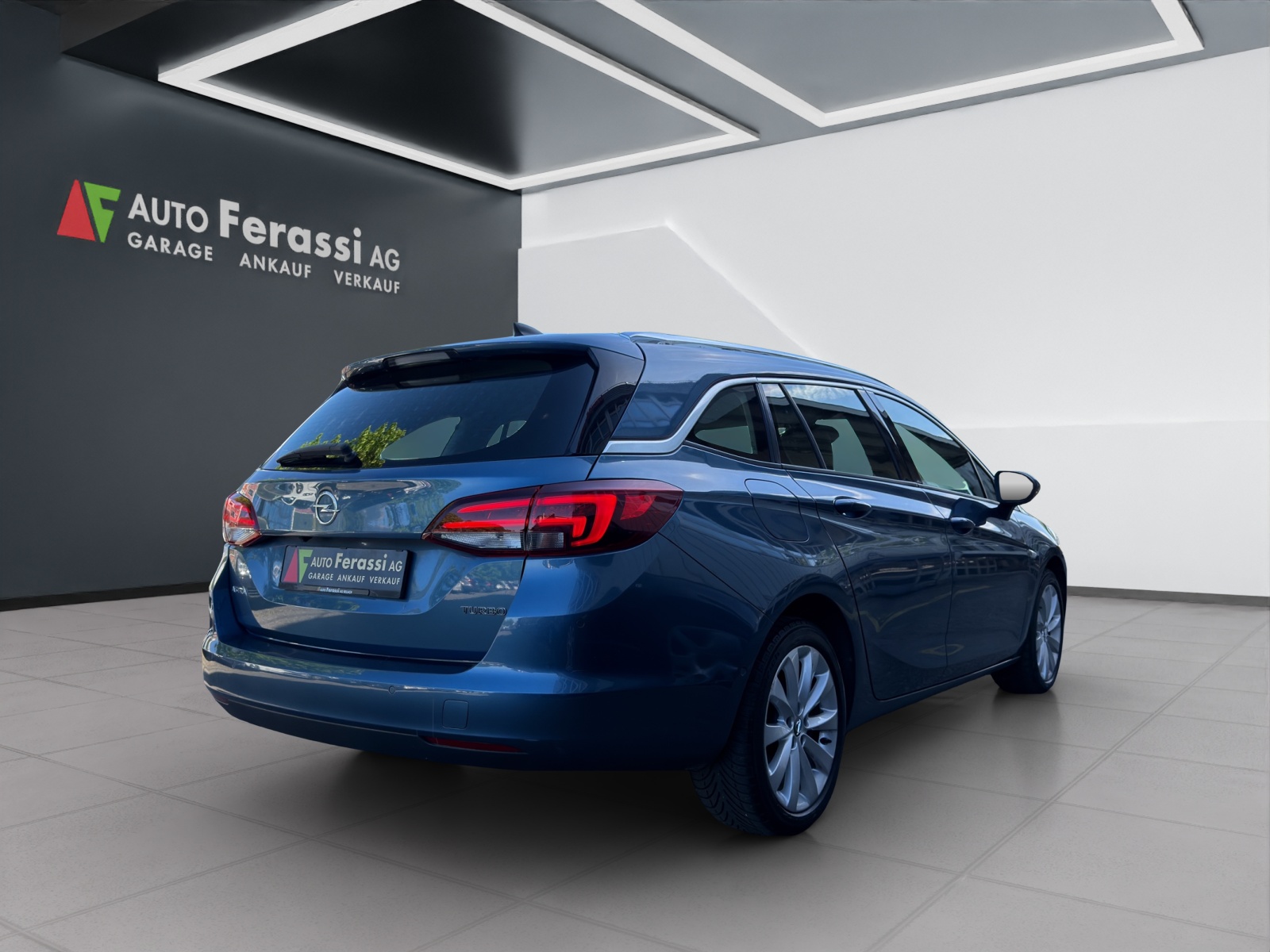 OPEL Astra Sports Tourer 1.4i Turbo Excellence-image-5