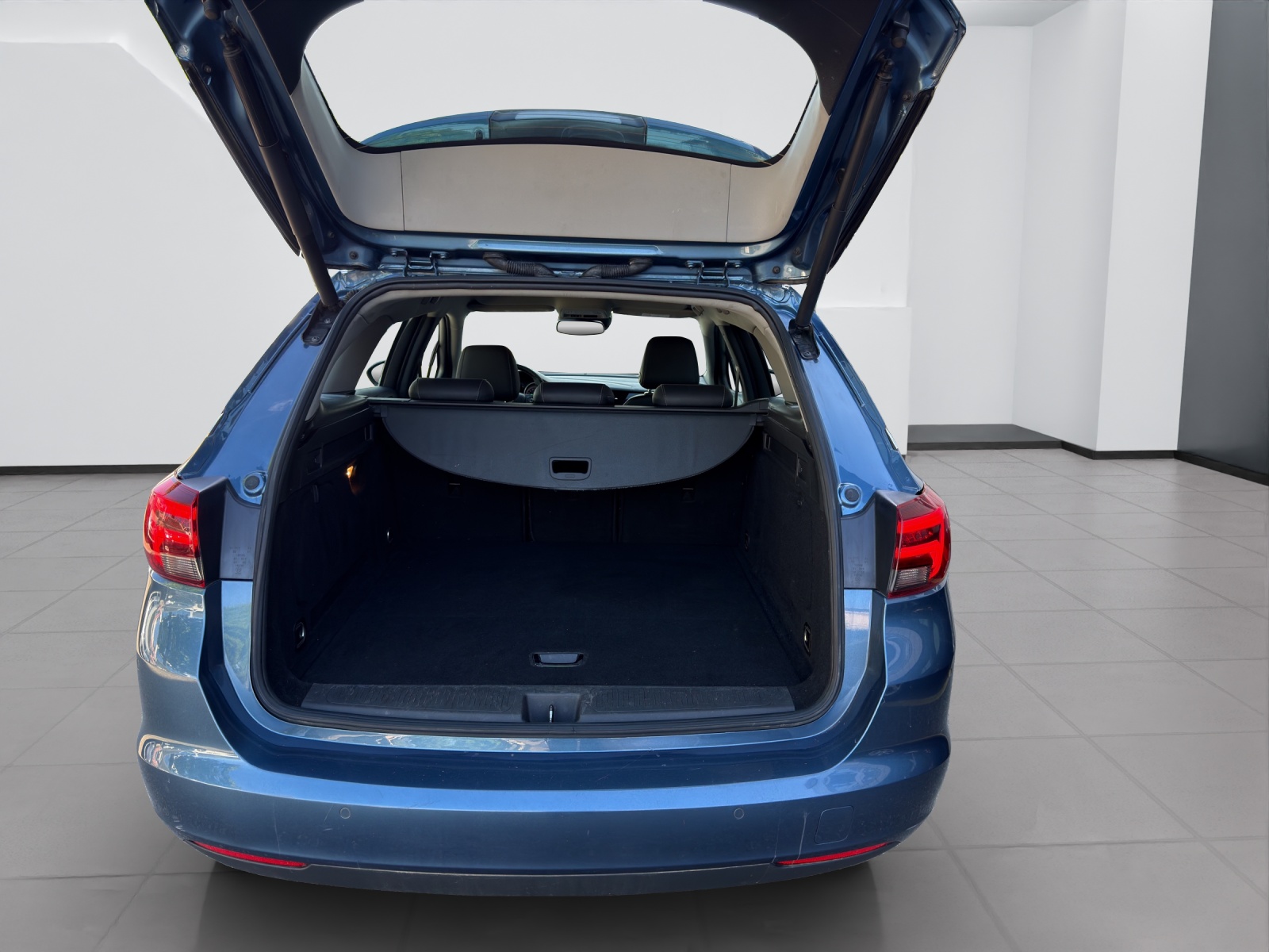 OPEL Astra Sports Tourer 1.4i Turbo Excellence-image-23