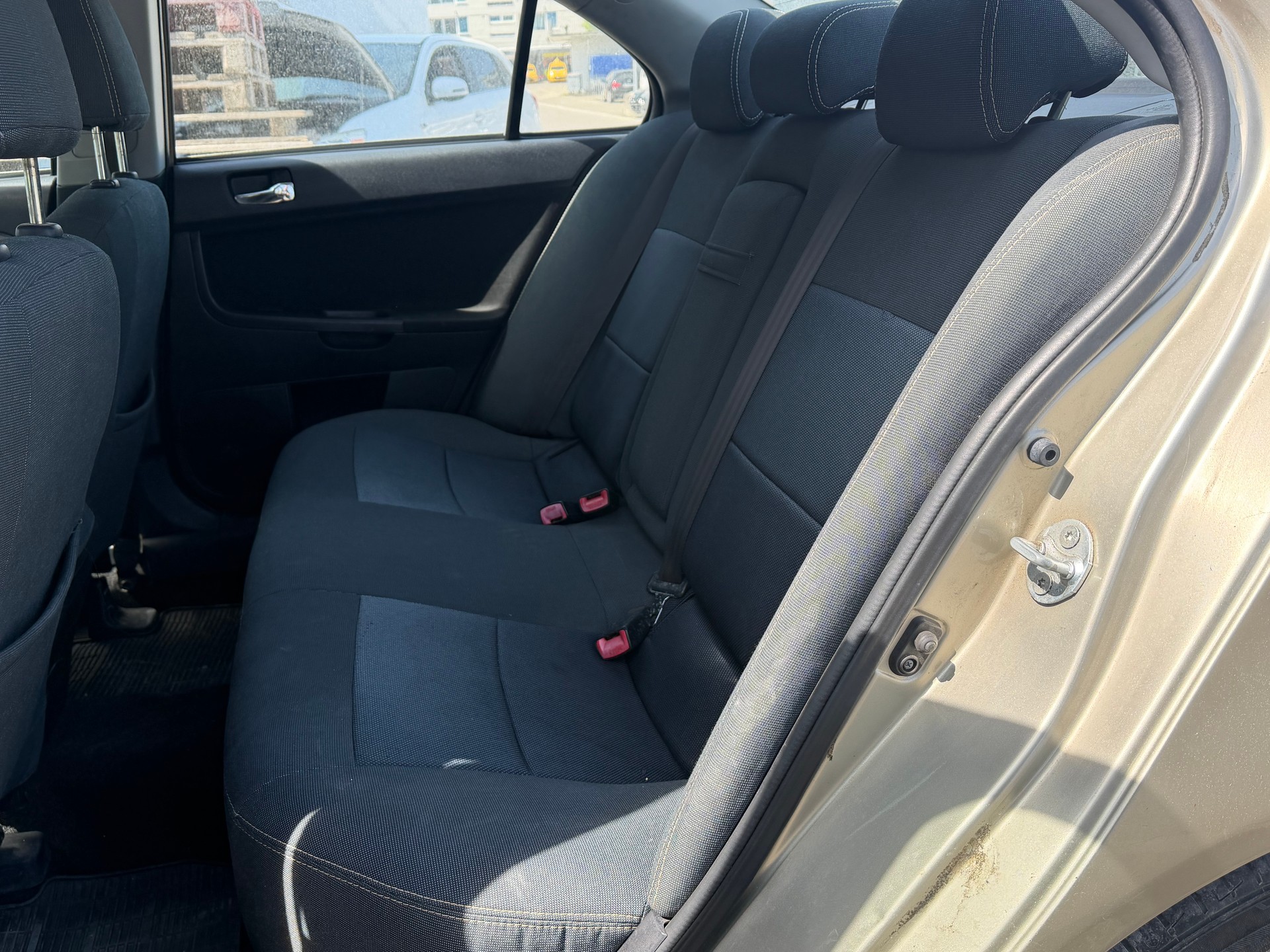 MITSUBISHI Lancer 1.8 Invite-image-9