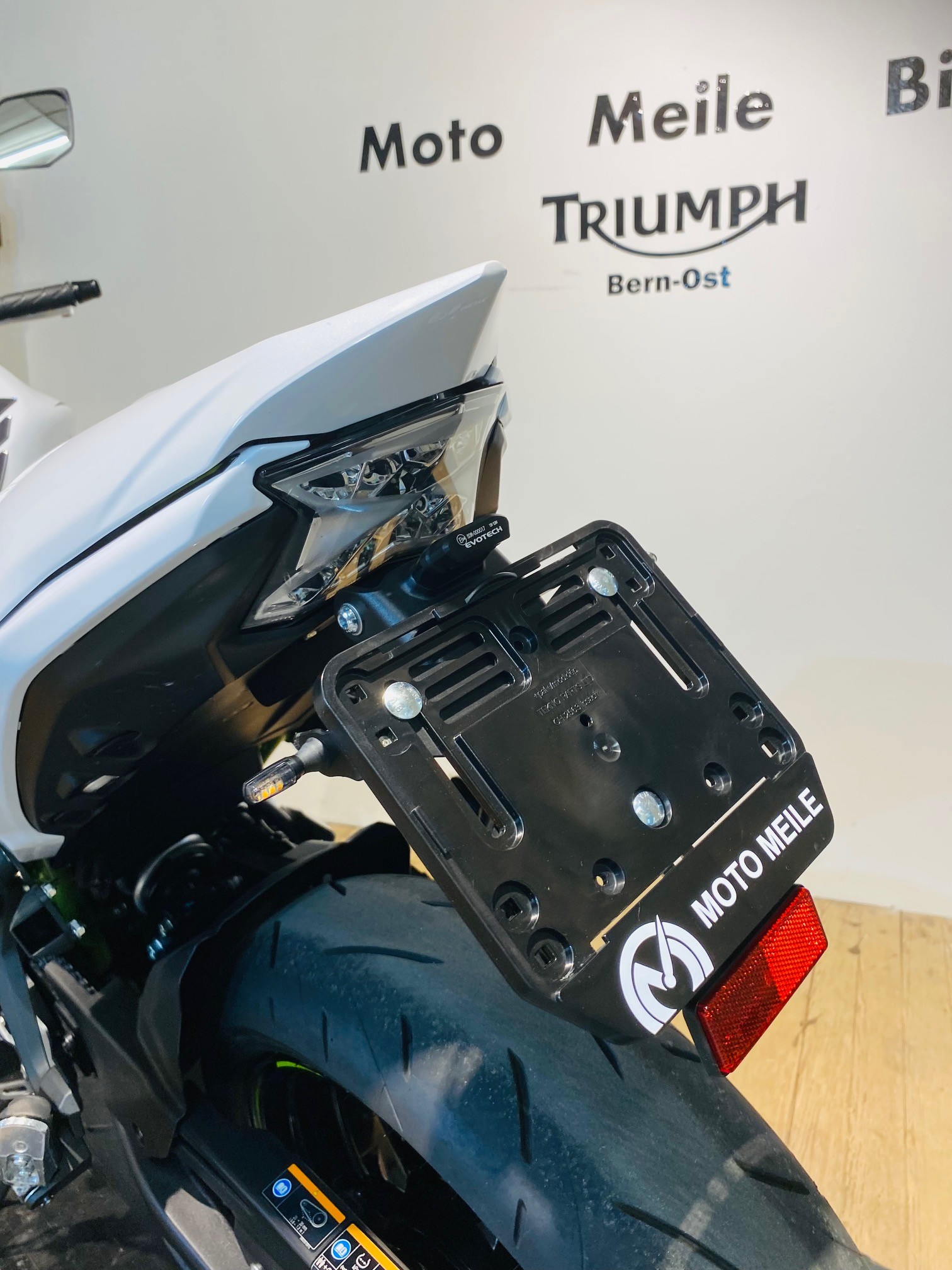 KAWASAKI Z 650-image-8