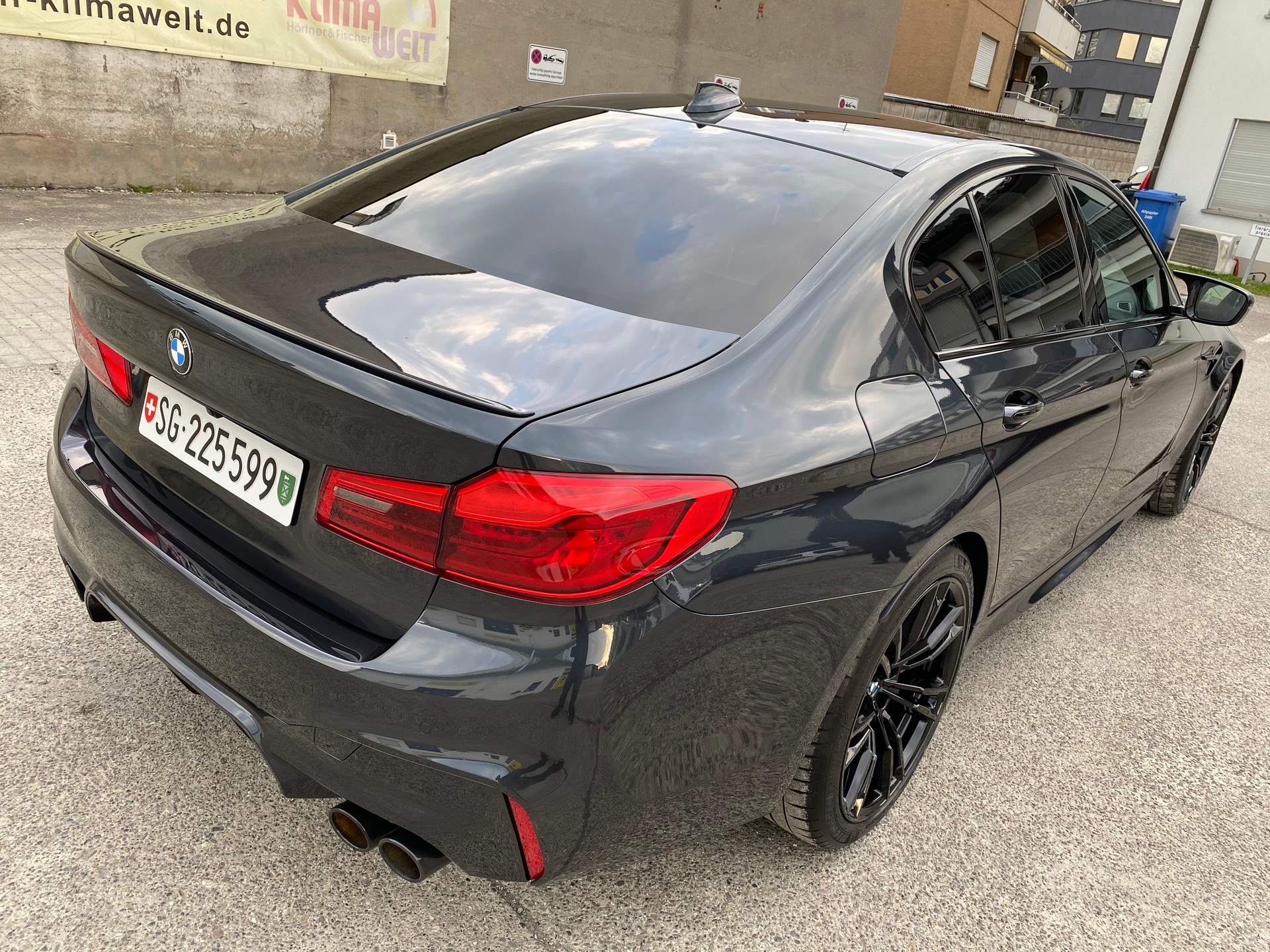 BMW M5 xDrive F90-image-4
