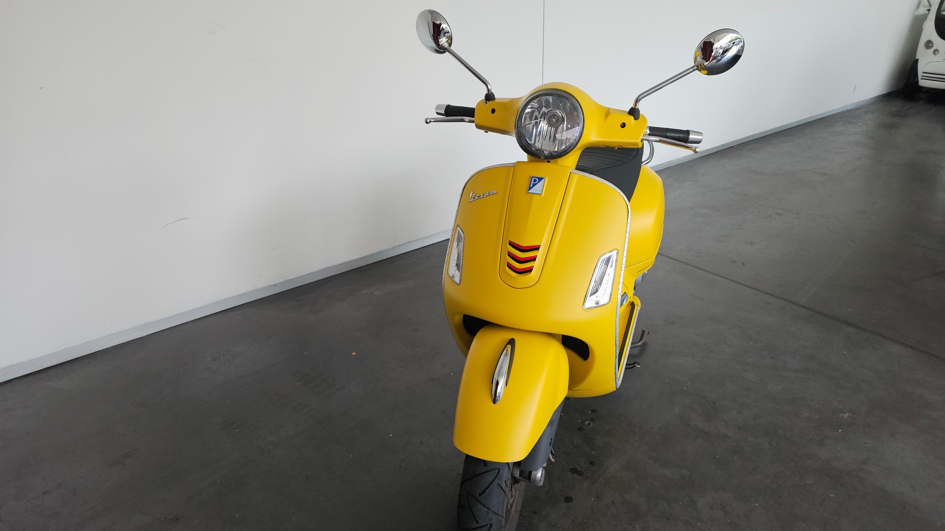 PIAGGIO GTS Super300