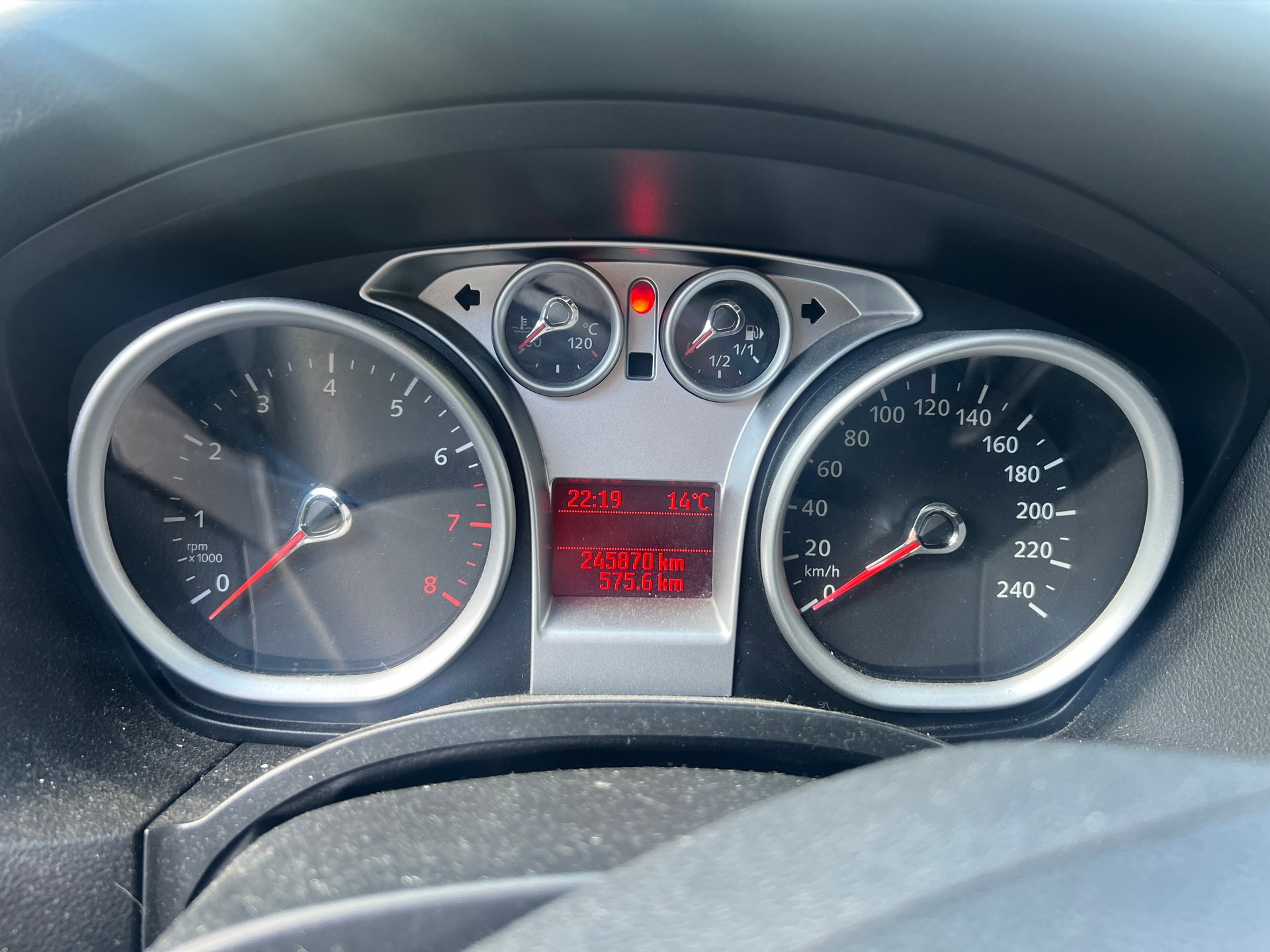 FORD Focus 2.0i Carving Automatic-image-11