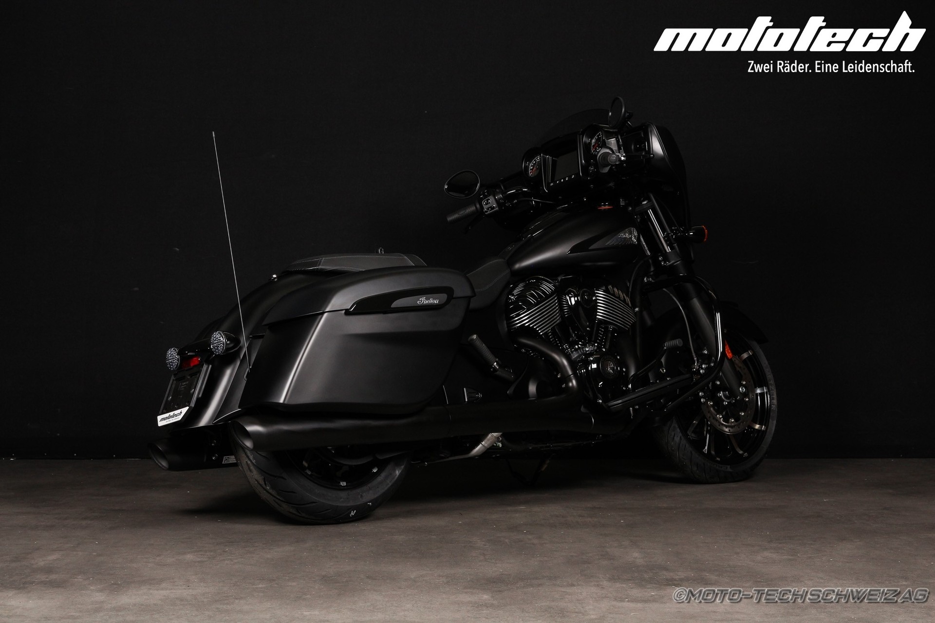INDIAN Chieftain Dark Horse-image-1