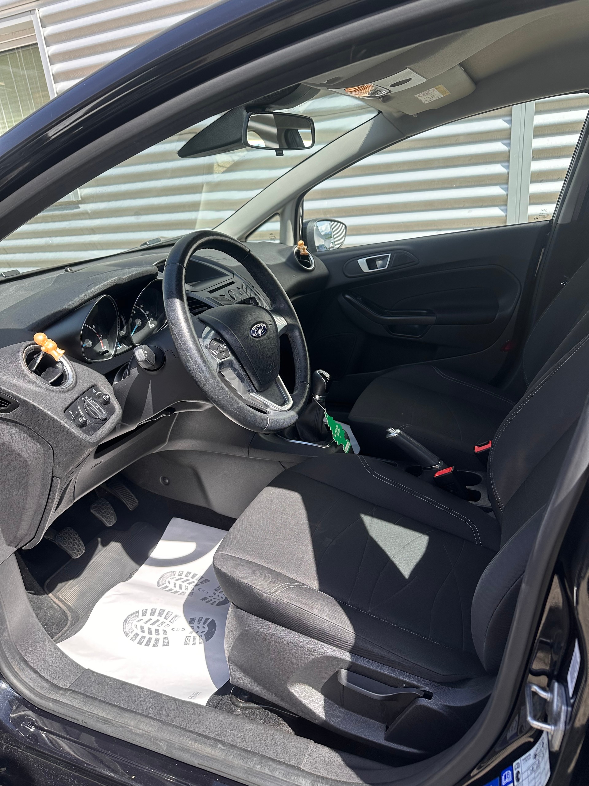 FORD Fiesta 1.0 SCTi Titanium-image-7
