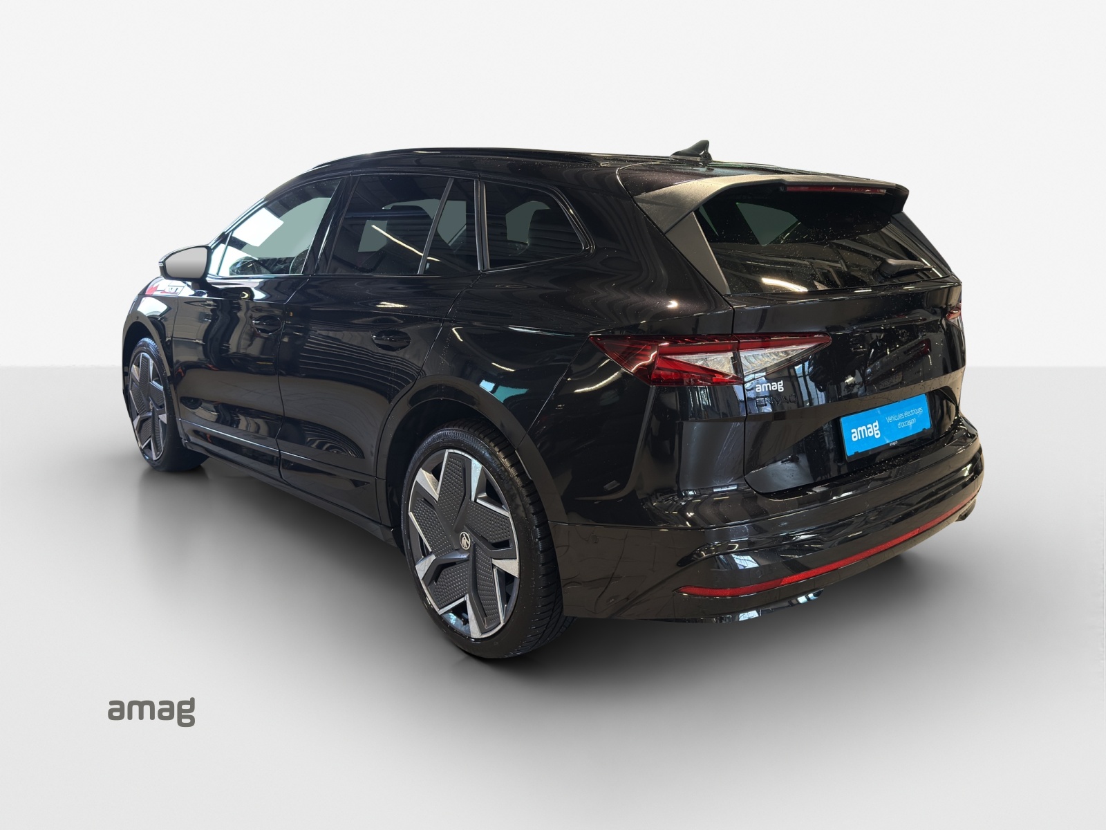 SKODA Enyaq RS 4x4-showroom-element-2