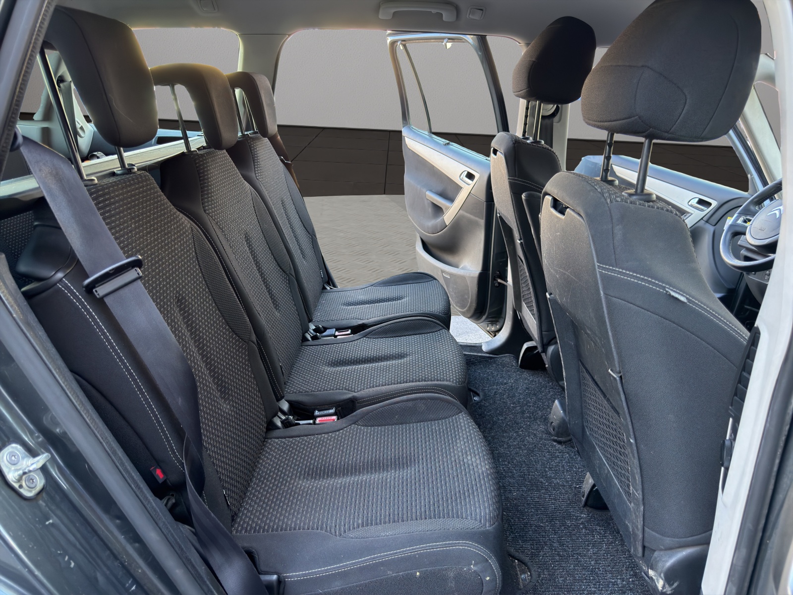 CITROEN Grand C4 Picasso 1.6 HDI 16V Rossignol-image-17