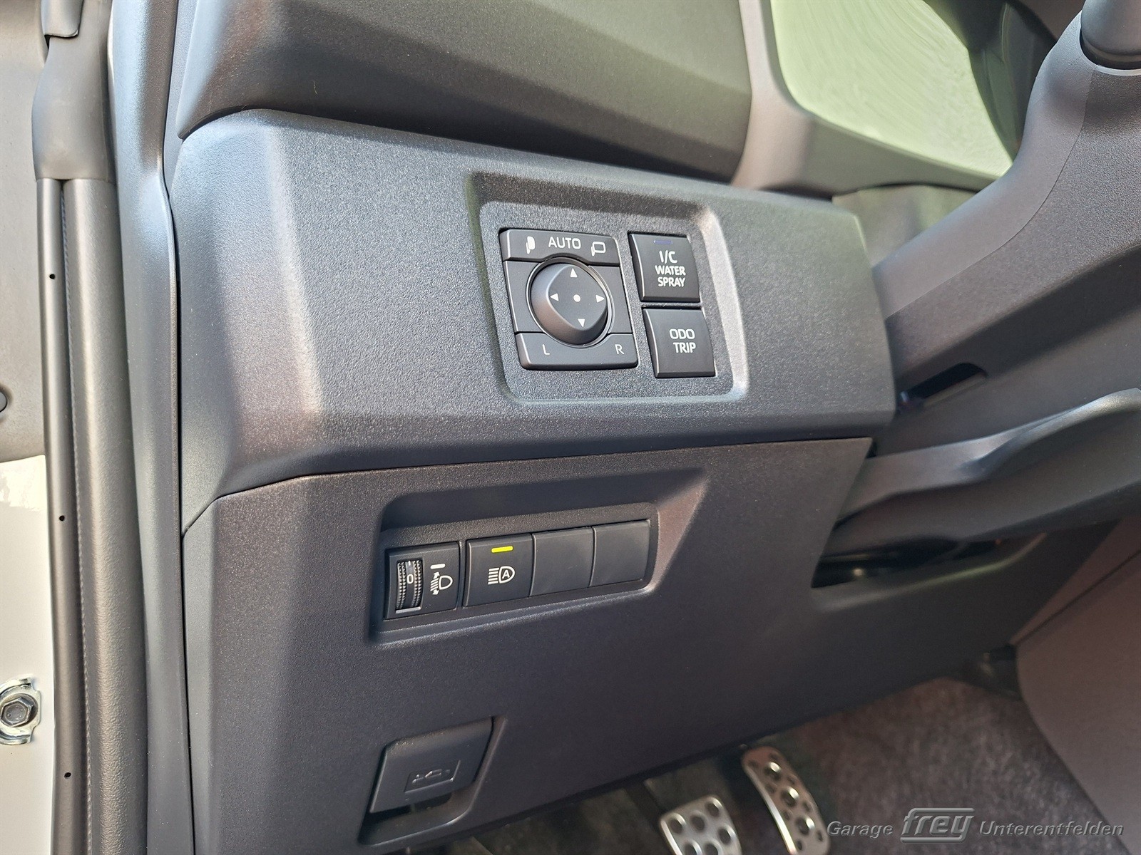 TOYOTA Yaris 1.6 GR Sport-image-11
