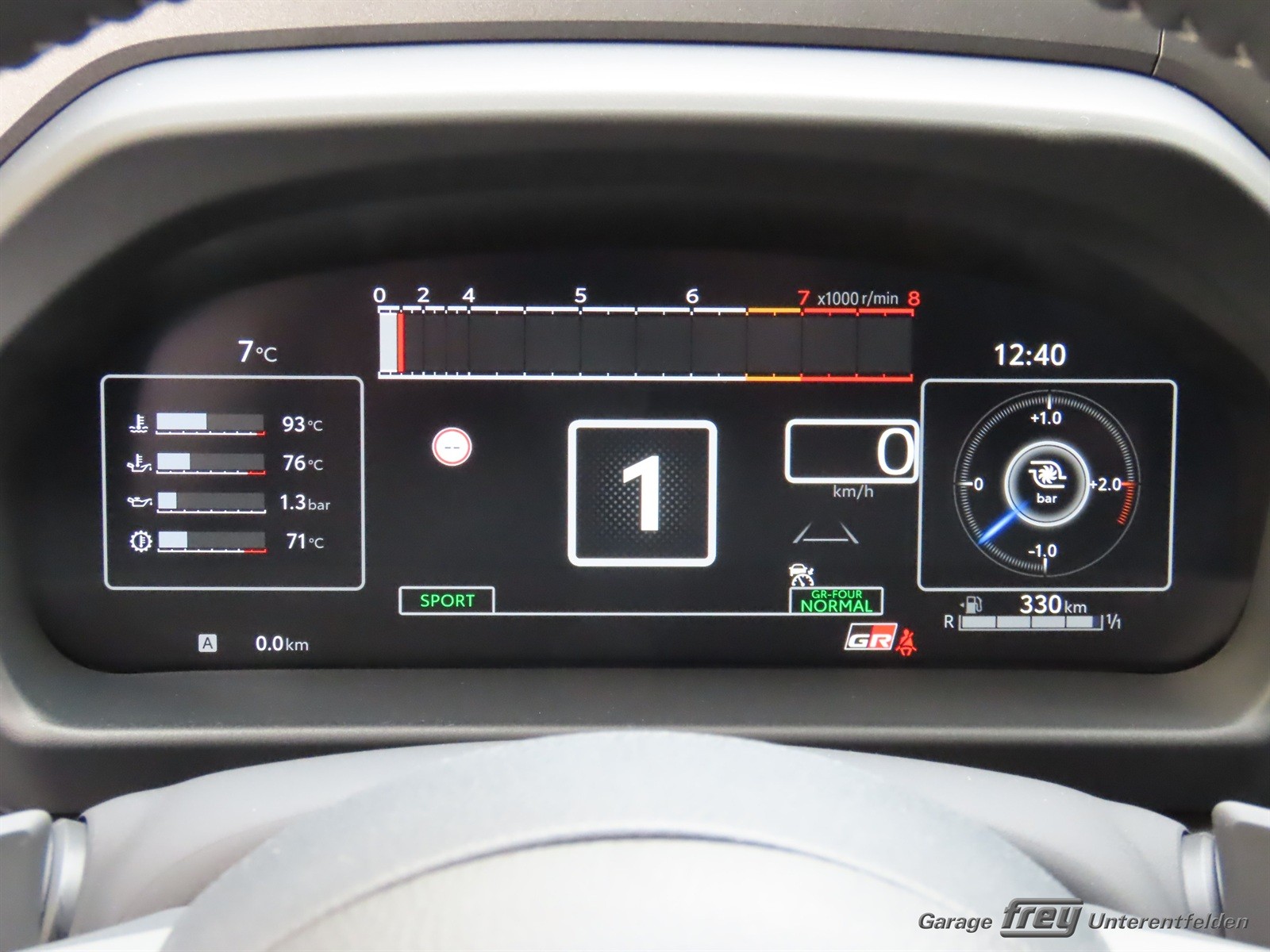 TOYOTA Yaris 1.6 GR Sport-image-10