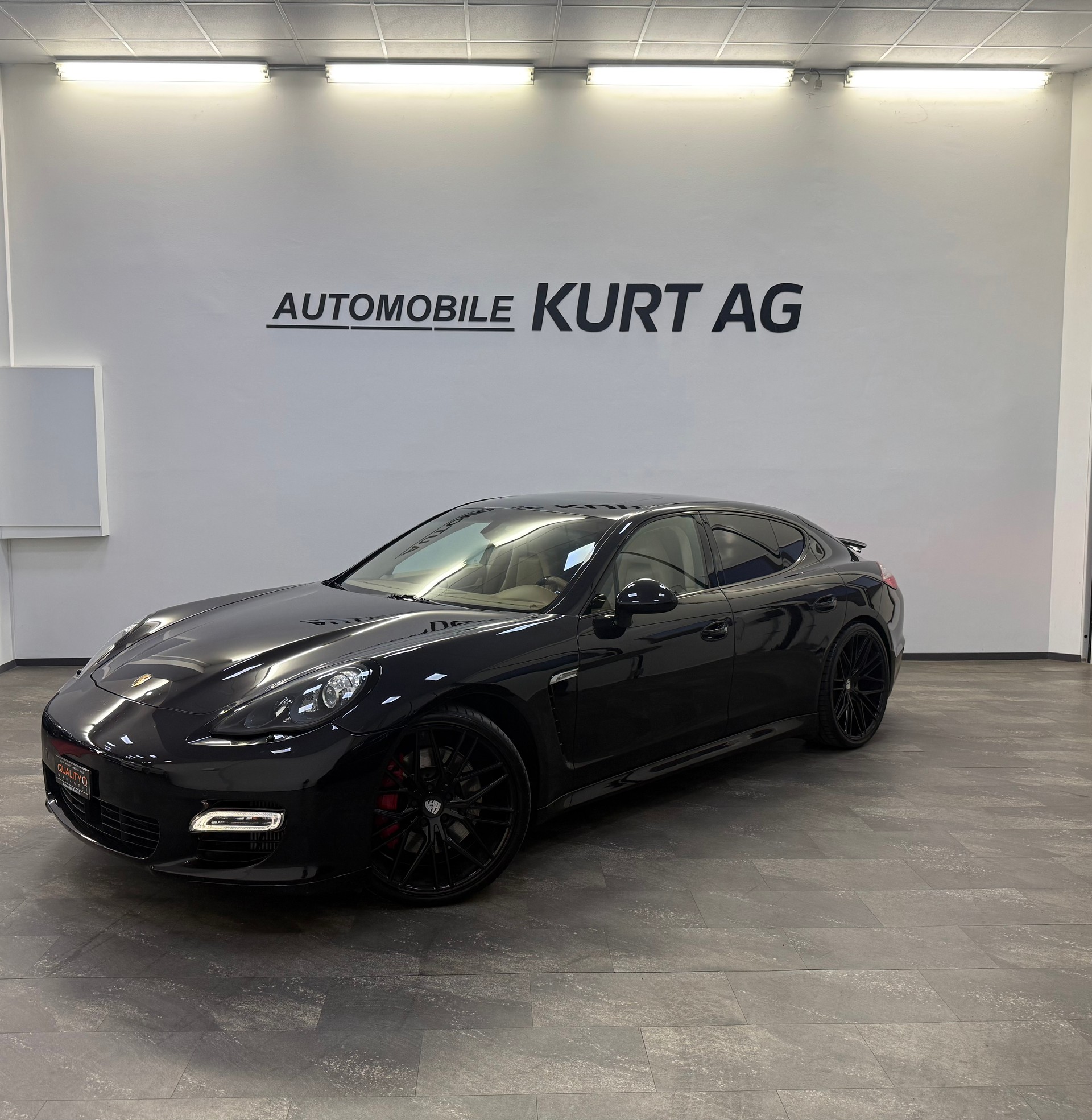 PORSCHE Panamera Turbo 4.8 PDK