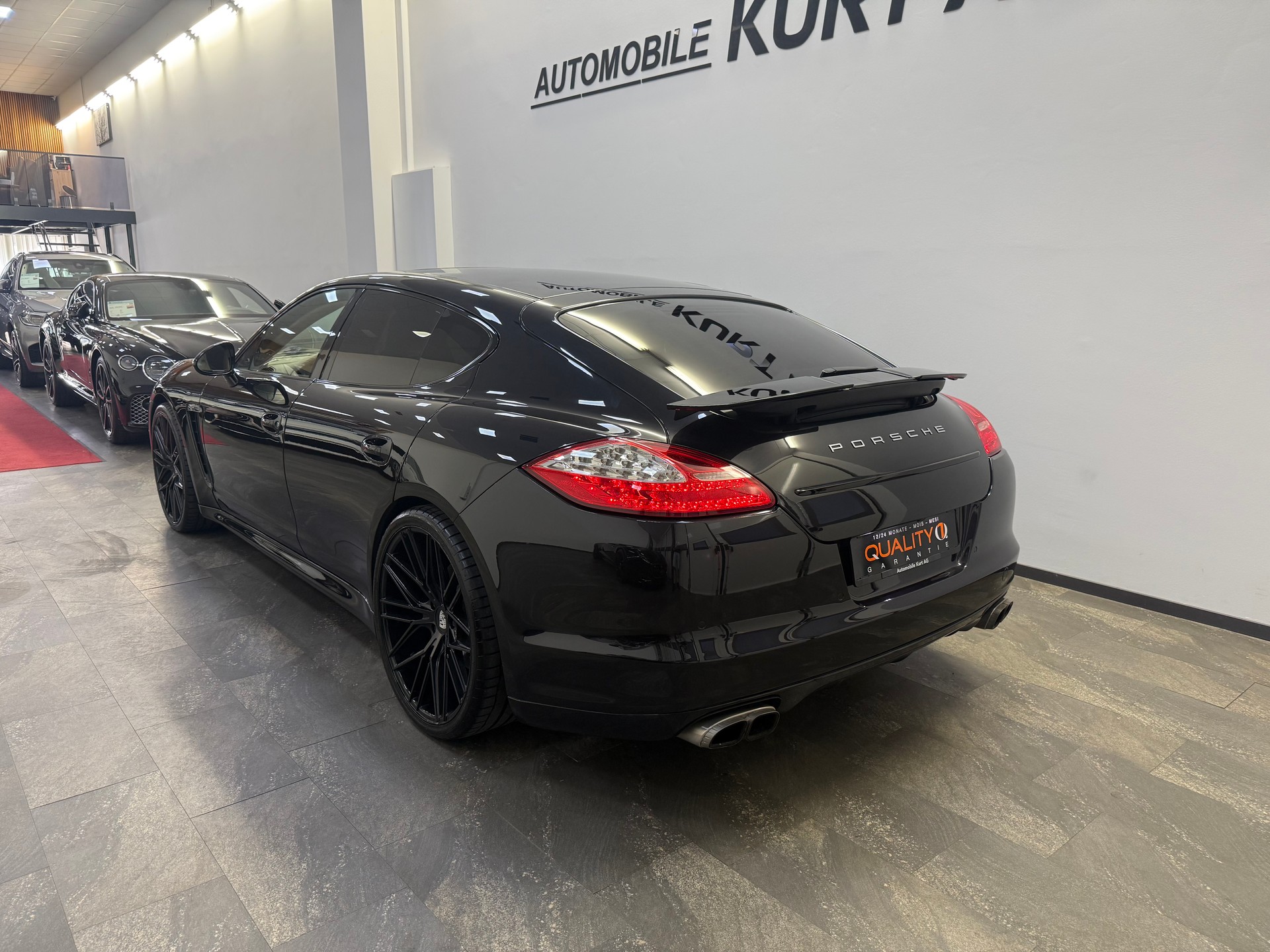 PORSCHE Panamera Turbo 4.8 PDK-showroom-element-1