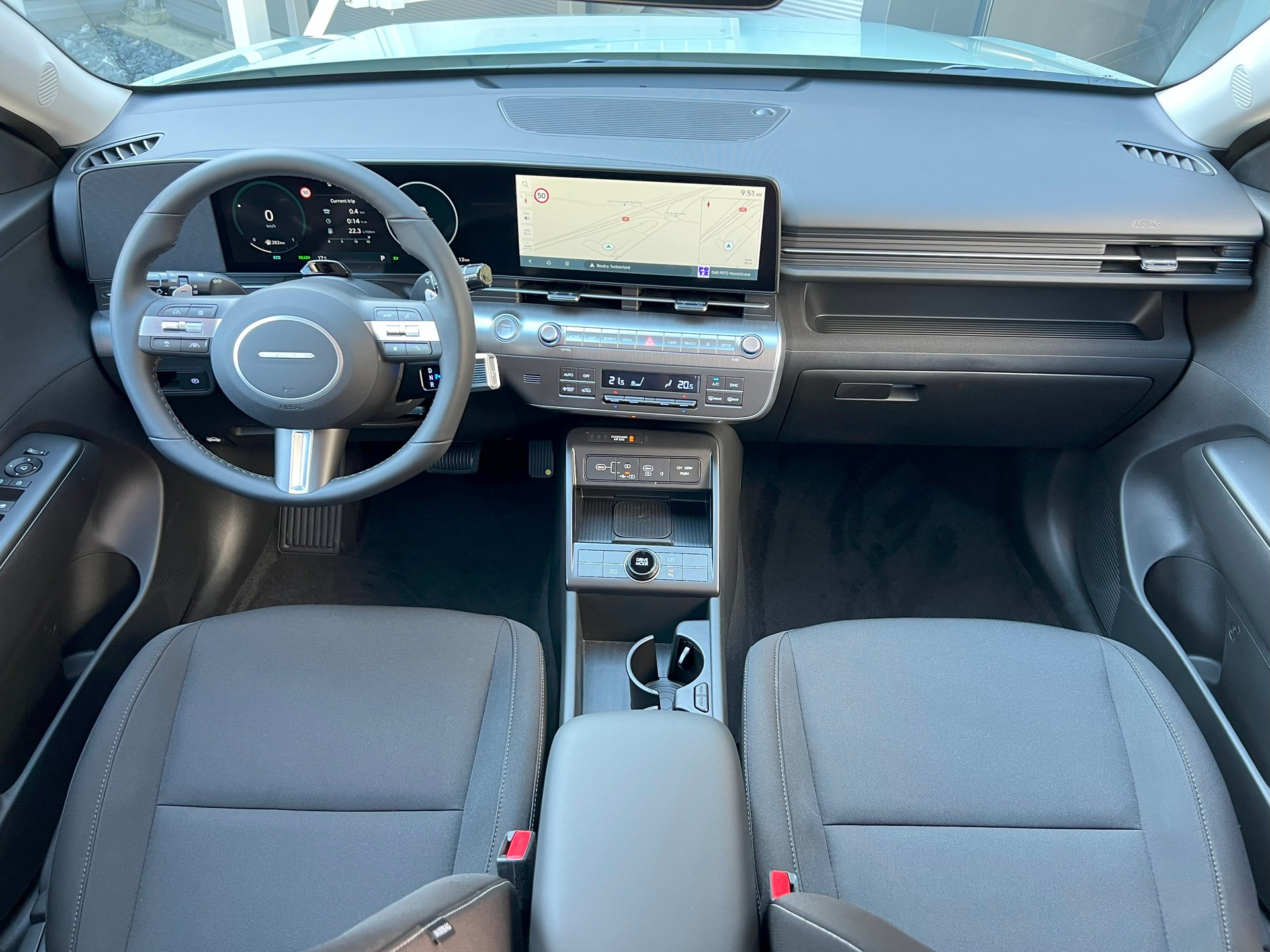 HYUNDAI Kona 1.6 GDi HEV Origo DCT-image-8