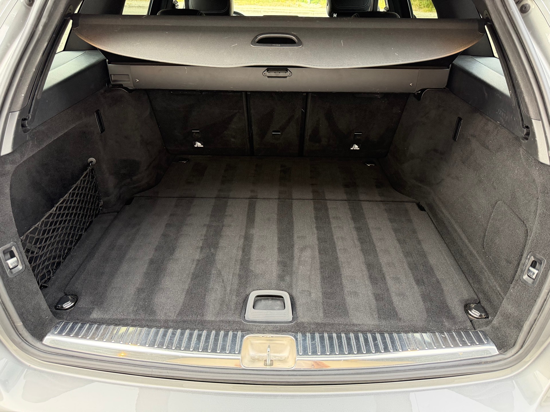 MERCEDES-BENZ C 220 d AMG Line 4m-image-9