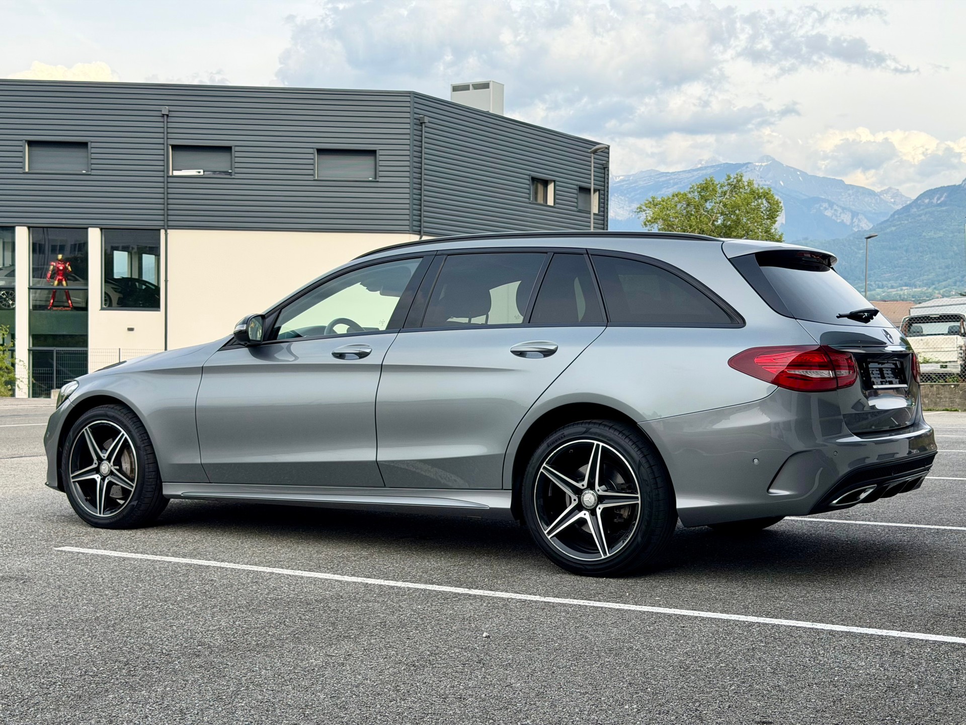 MERCEDES-BENZ C 220 d AMG Line 4m-image-2