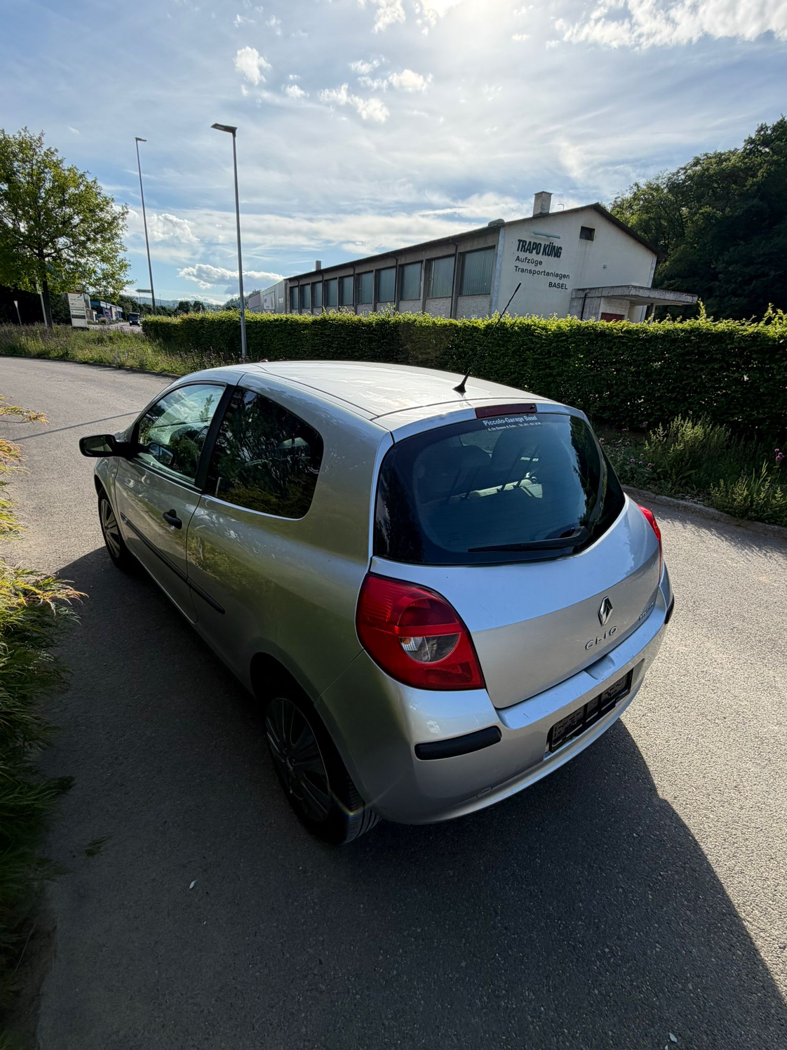 RENAULT Clio 1.2 16V Authentique-image-7